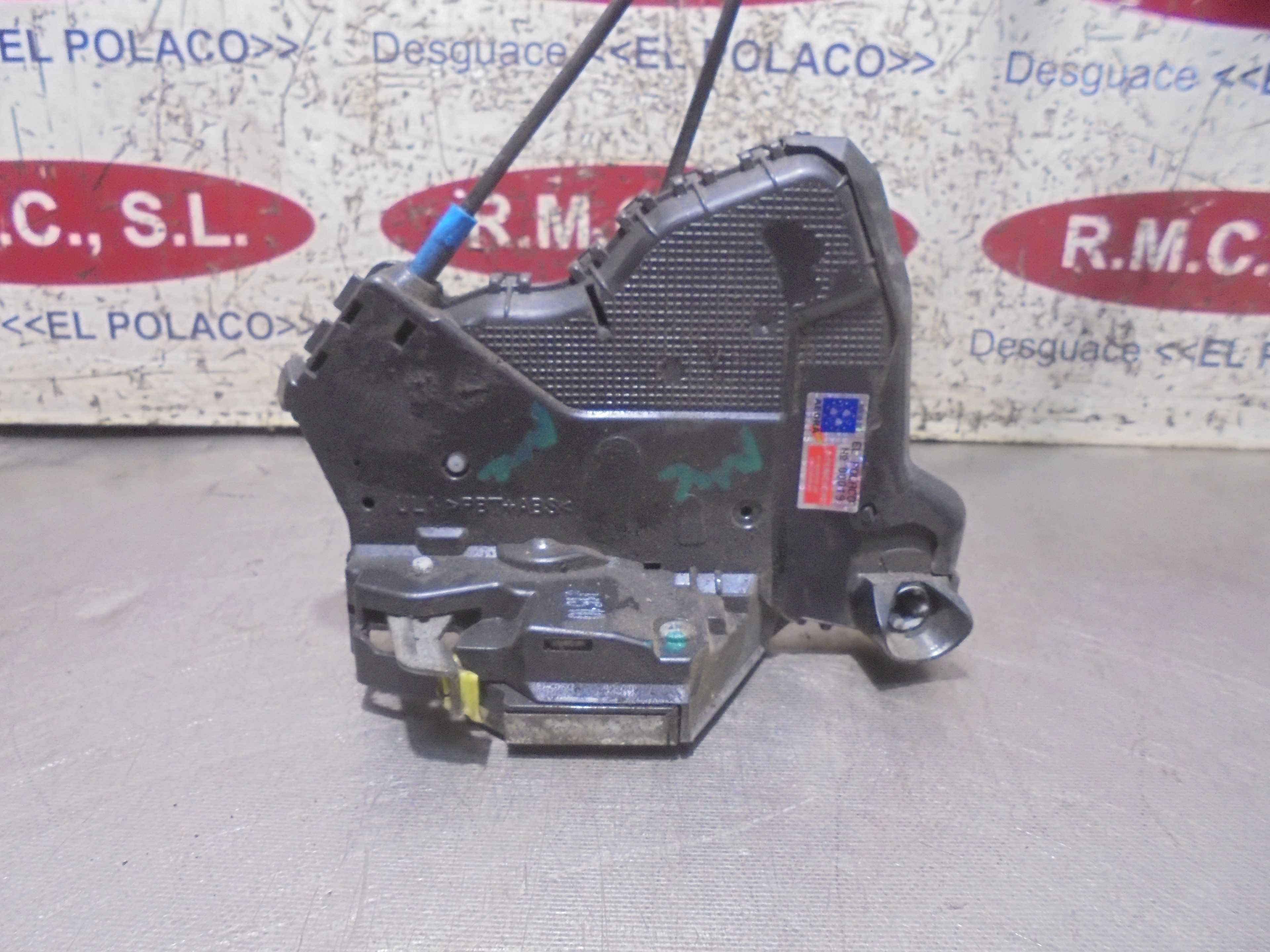 Recambio de cerradura puerta delantera izquierda para toyota avensis cross sport (t27) active referencia OEM IAM   
