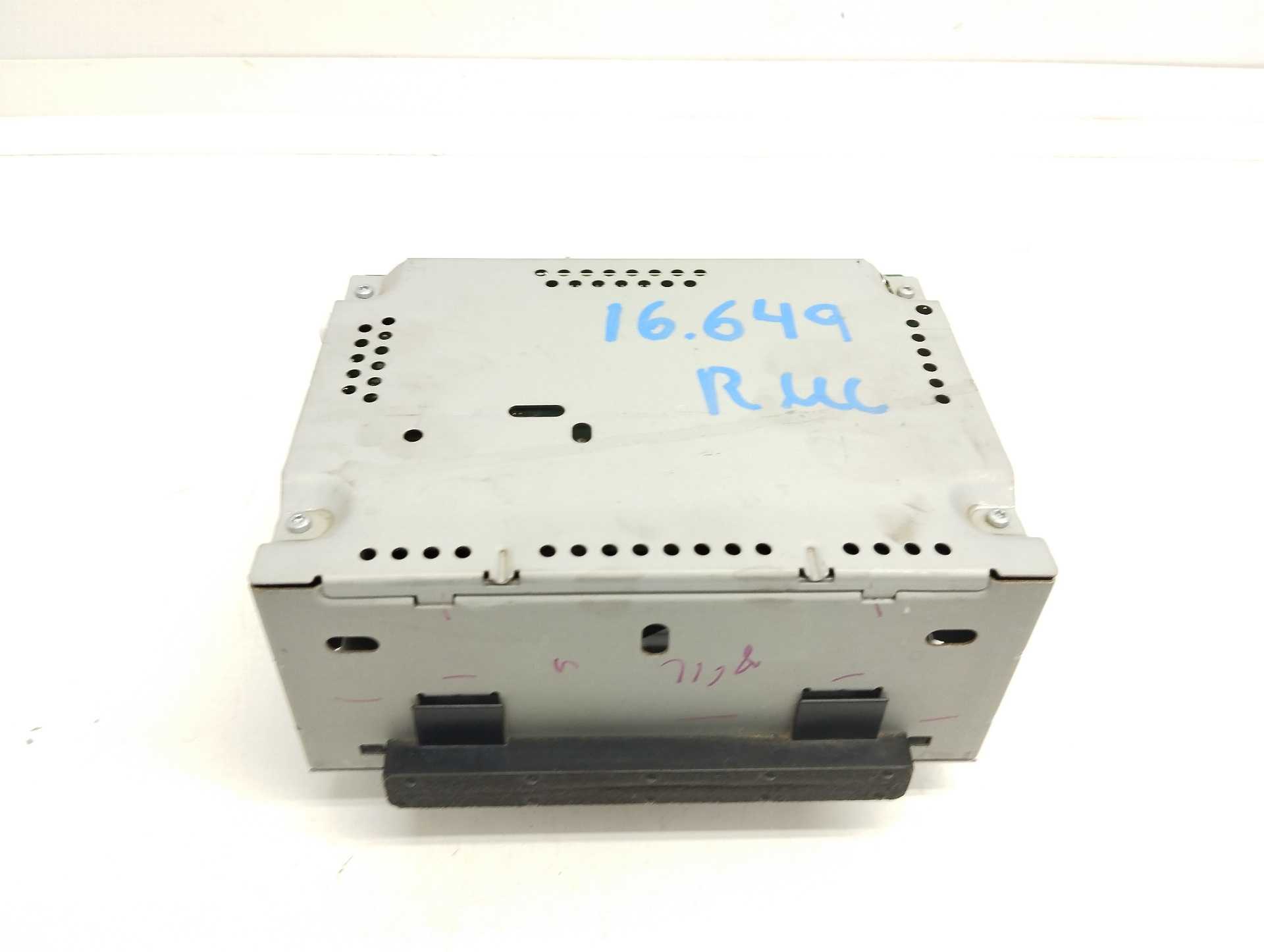 Recambio de sistema audio / radio cd para ford focus lim. (cb8) edition referencia OEM IAM BM5T18C815  