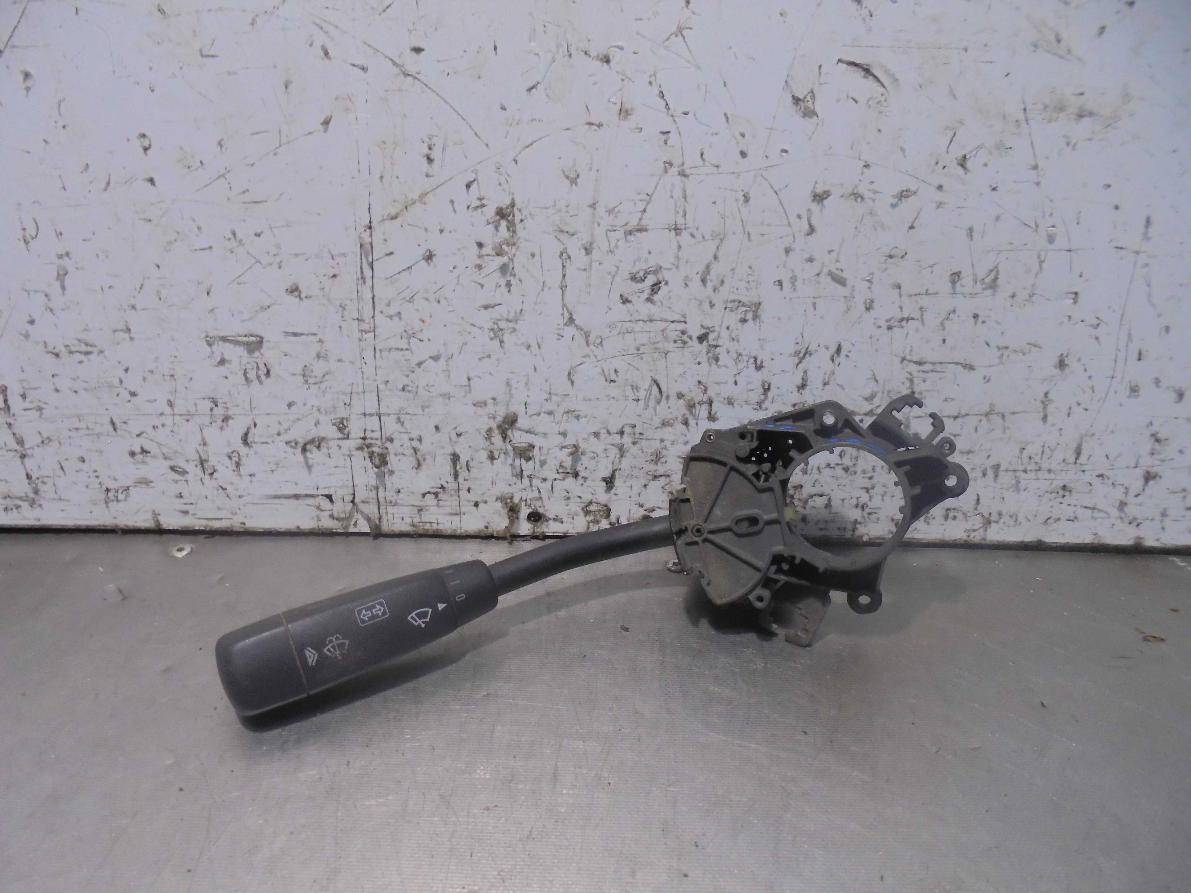 Recambio de mando limpia para mercedes-benz clase c (w202) berlina 280 (202.028) referencia OEM IAM 2085450010  