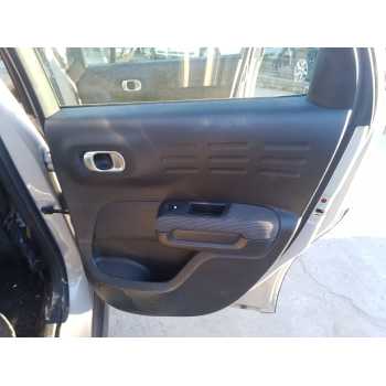 GUARNECIDO PUERTA TRASERA DERECHA 