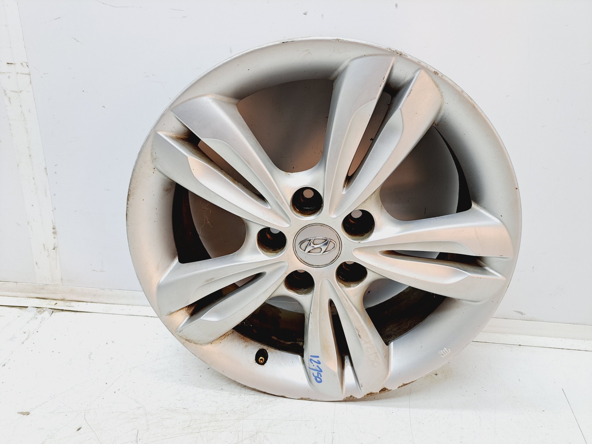 Recambio de llanta para hyundai ix35 1.7 crdi cat referencia OEM IAM 529102S200  