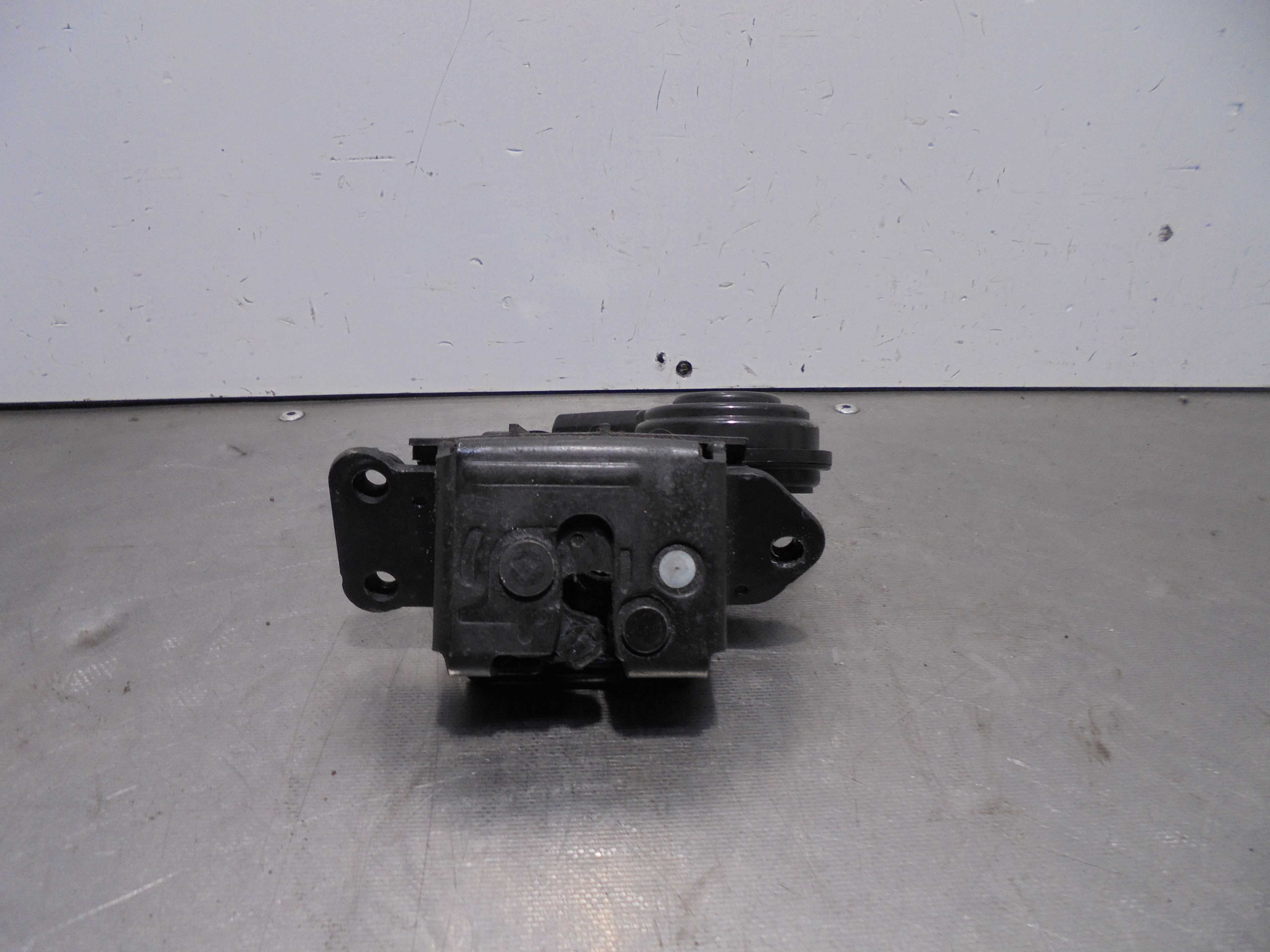 Recambio de cerradura maletero / porton para toyota prius+ 1.8 16v cat referencia OEM IAM  ELECTRICA 5 PUERTAS 