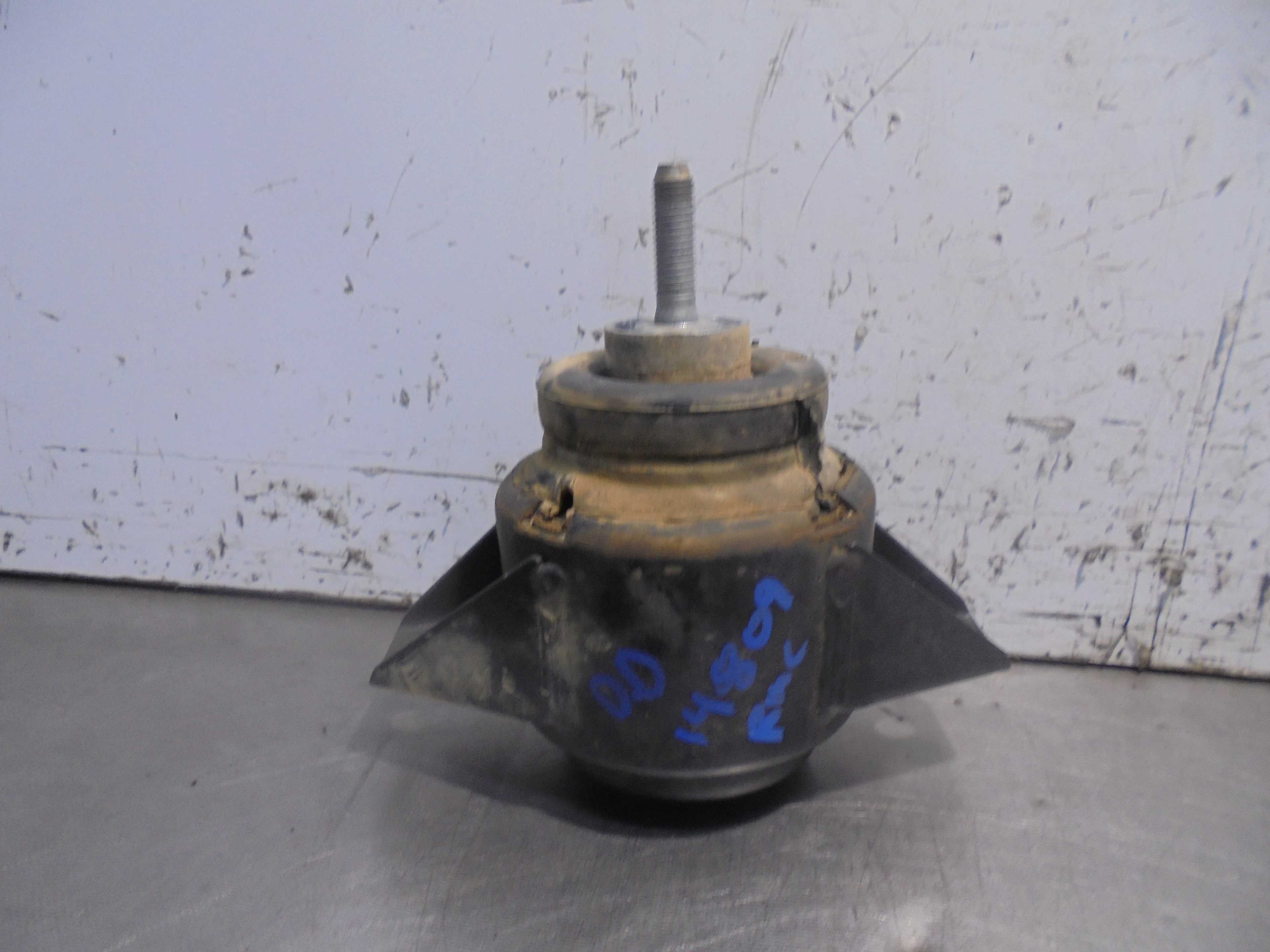 Recambio de soporte motor derecho para land rover discovery 2.5 turbodiesel referencia OEM IAM   