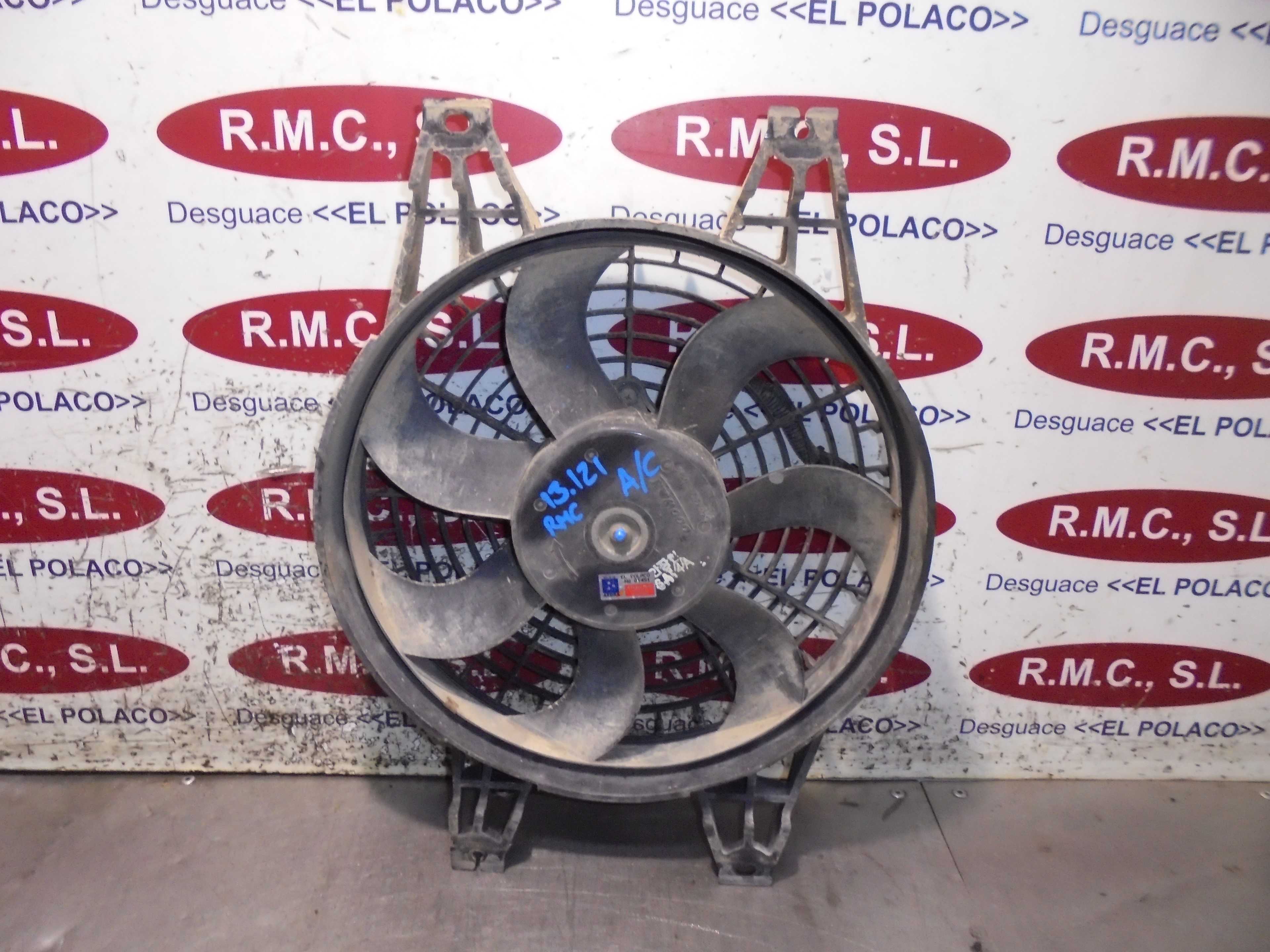 Recambio de electroventilador radiador aire acondicionado para kia carens 2.0 crdi ex monovolumen referencia OEM IAM A00514600  