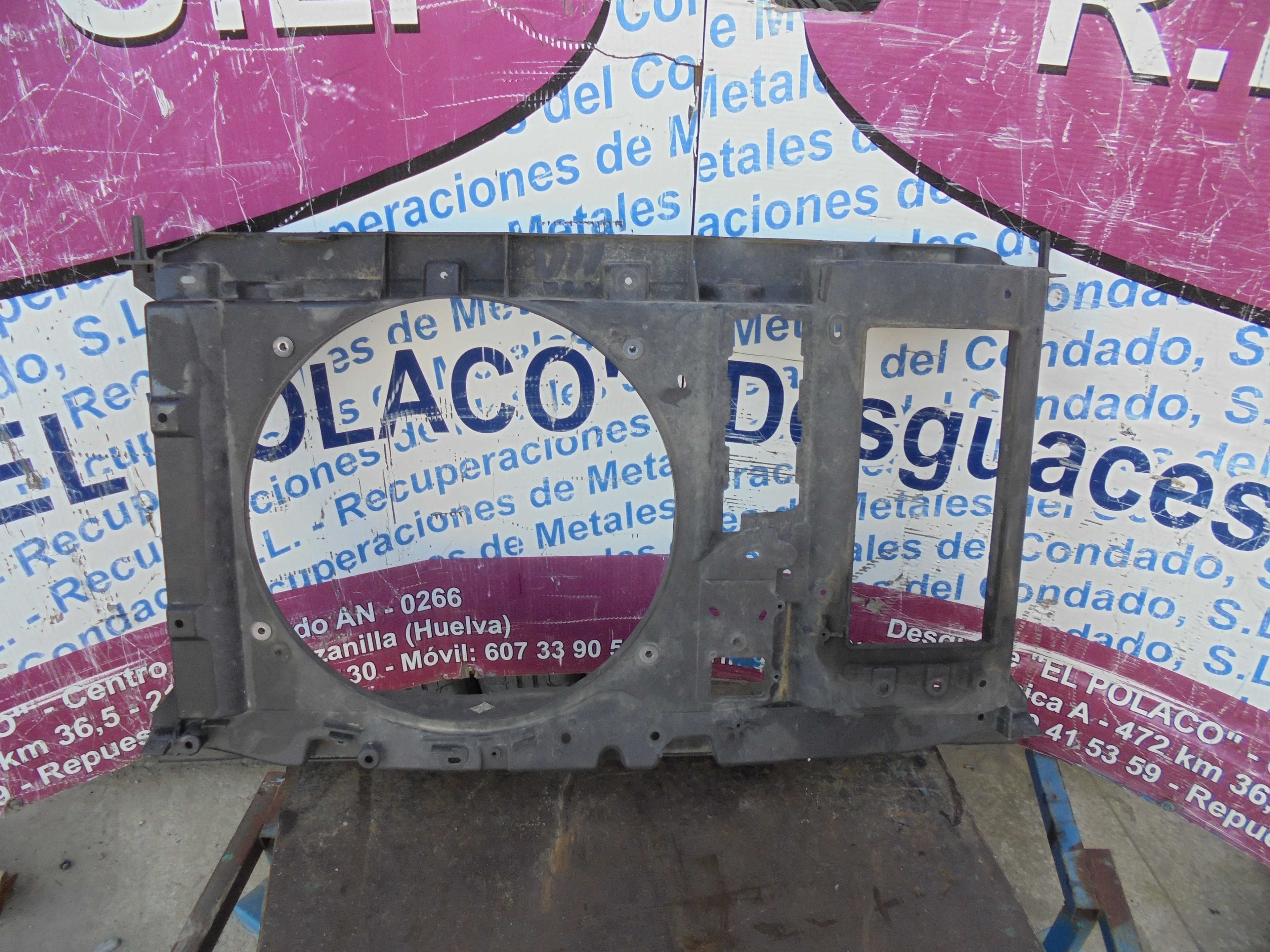 Recambio de calandra delantera de radiador para citroën c4 picasso avatar referencia OEM IAM   