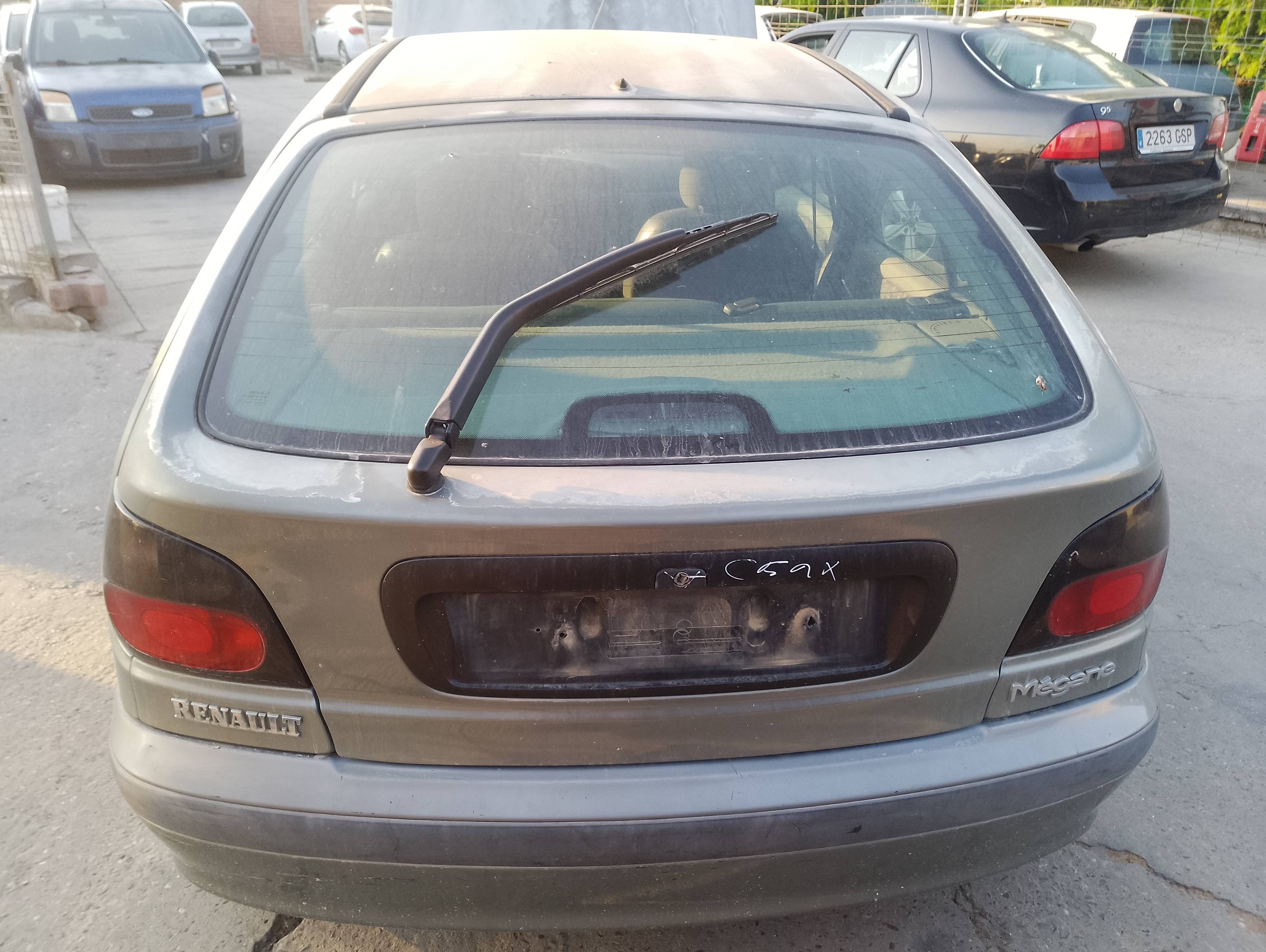 Recambio de porton trasero para renault megane i berlina hatchback (ba0) 1.6e europa referencia OEM IAM   
