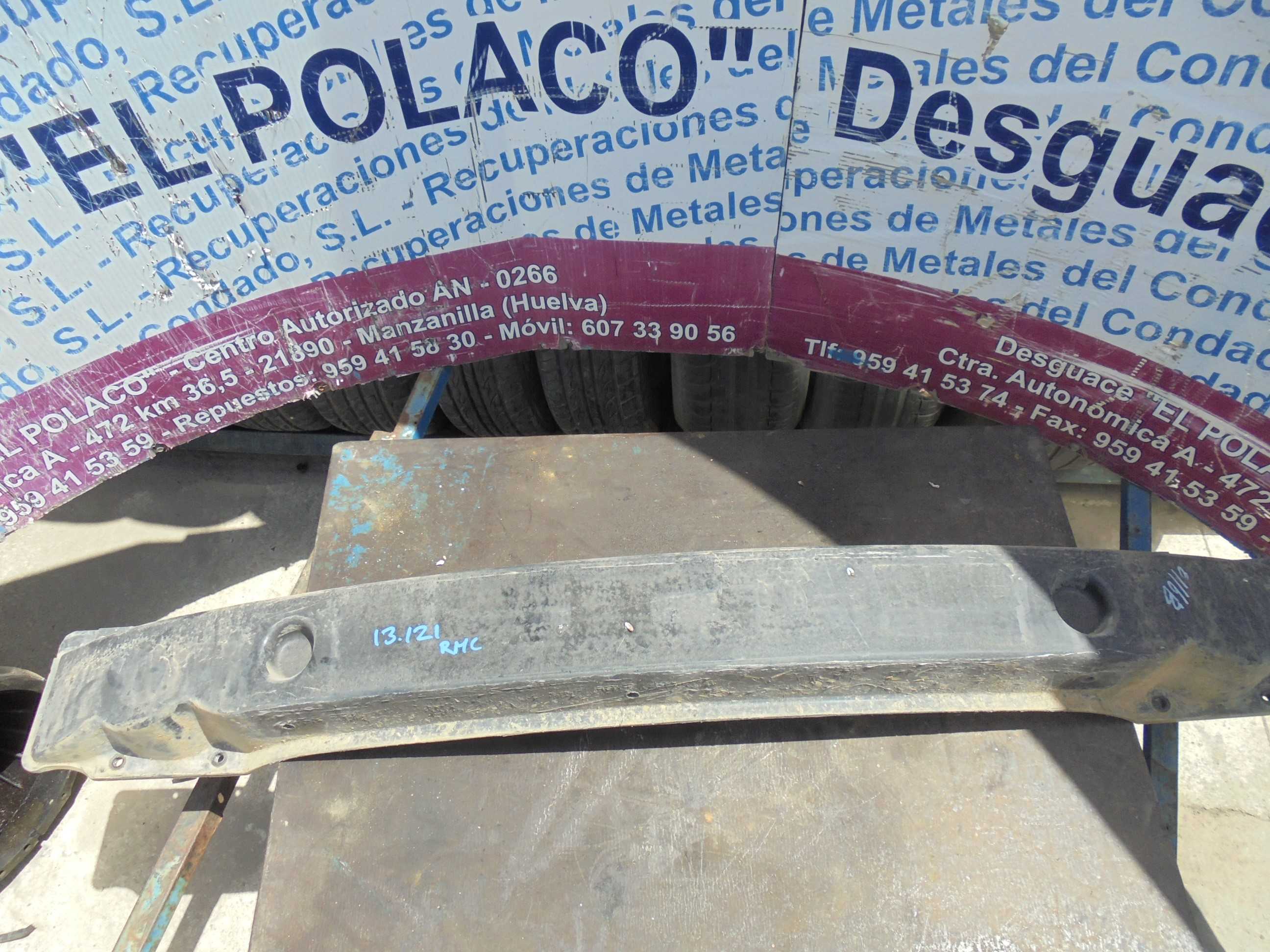 Recambio de refuerzo paragolpes delantero para kia carens 2.0 crdi ex monovolumen referencia OEM IAM   
