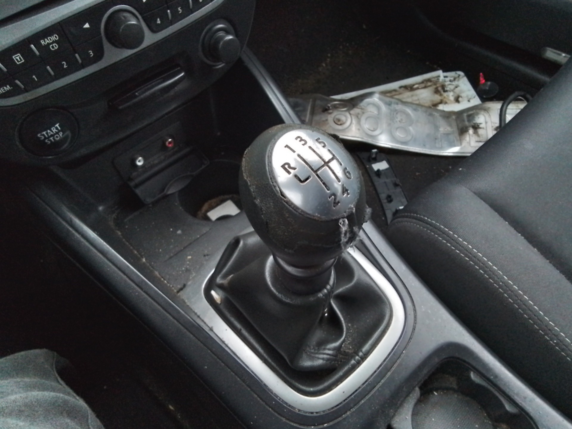 Recambio de palanca cambio para renault megane iii sport tourer business referencia OEM IAM   