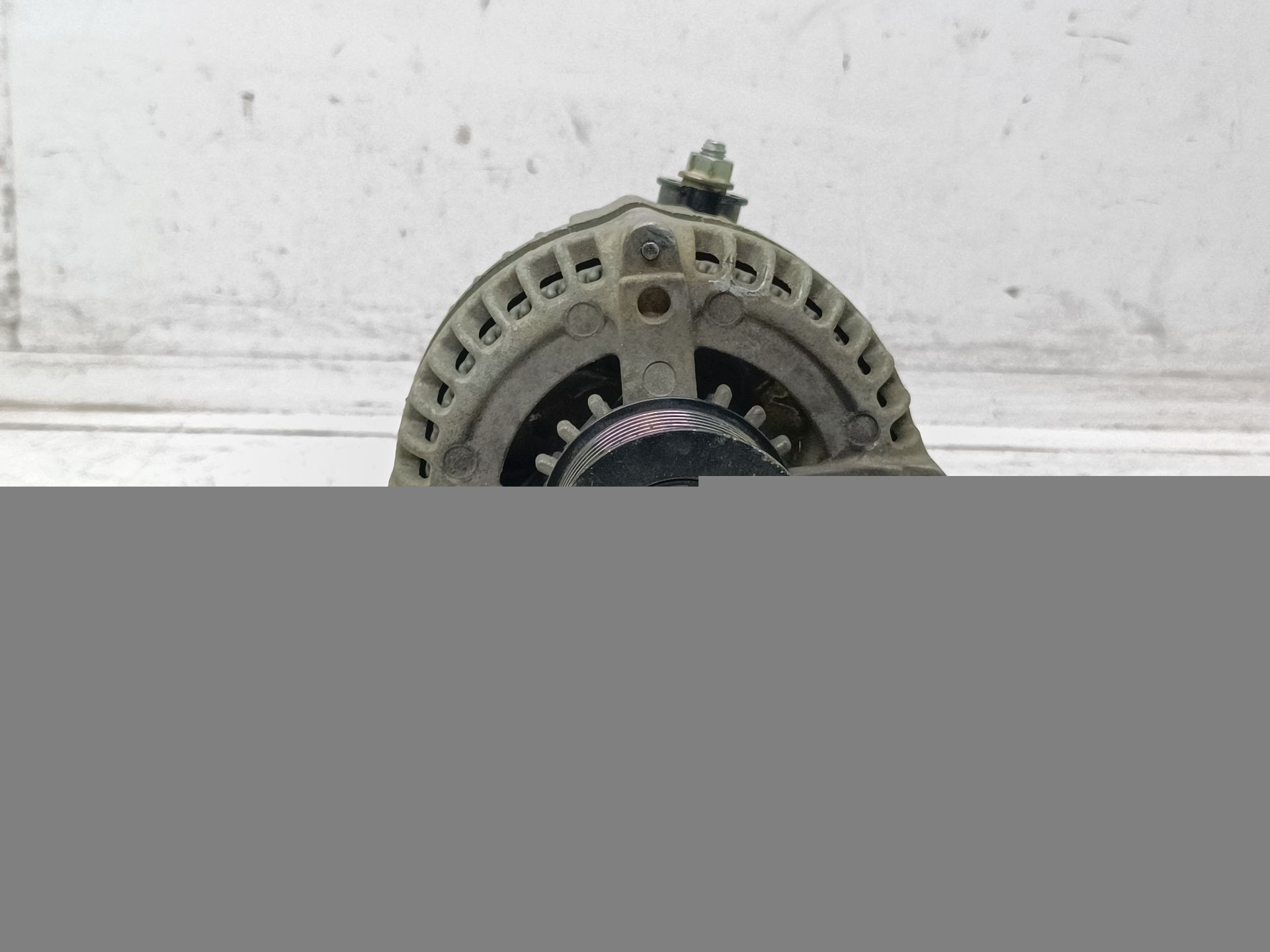 Recambio de alternador para land rover discovery v6 td edition 60 yrs referencia OEM IAM DAN987 1042103711 