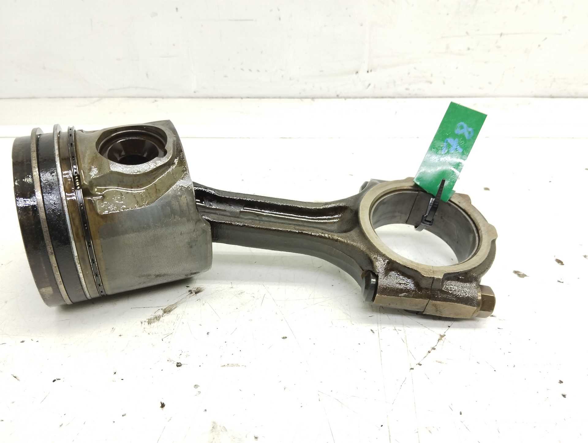 Recambio de piston para kia sorento 2.5 crdi concept referencia OEM IAM 234104A900 234104A902 234104A901