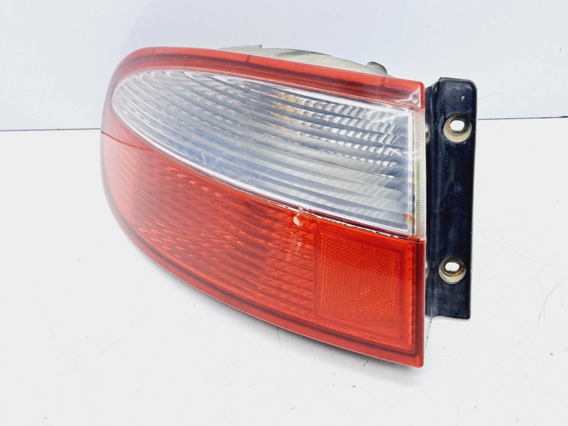 Recambio de piloto trasero izquierdo para daewoo lanos cool referencia OEM IAM   