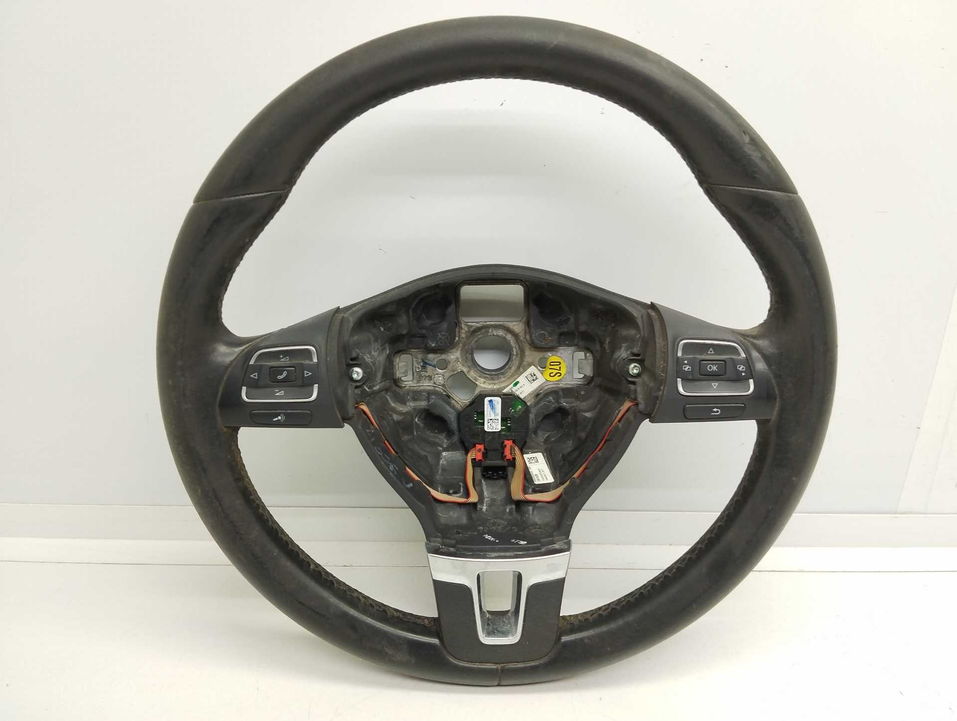 Recambio de volante para volkswagen touran (1t3) referencia OEM IAM 61978150D  