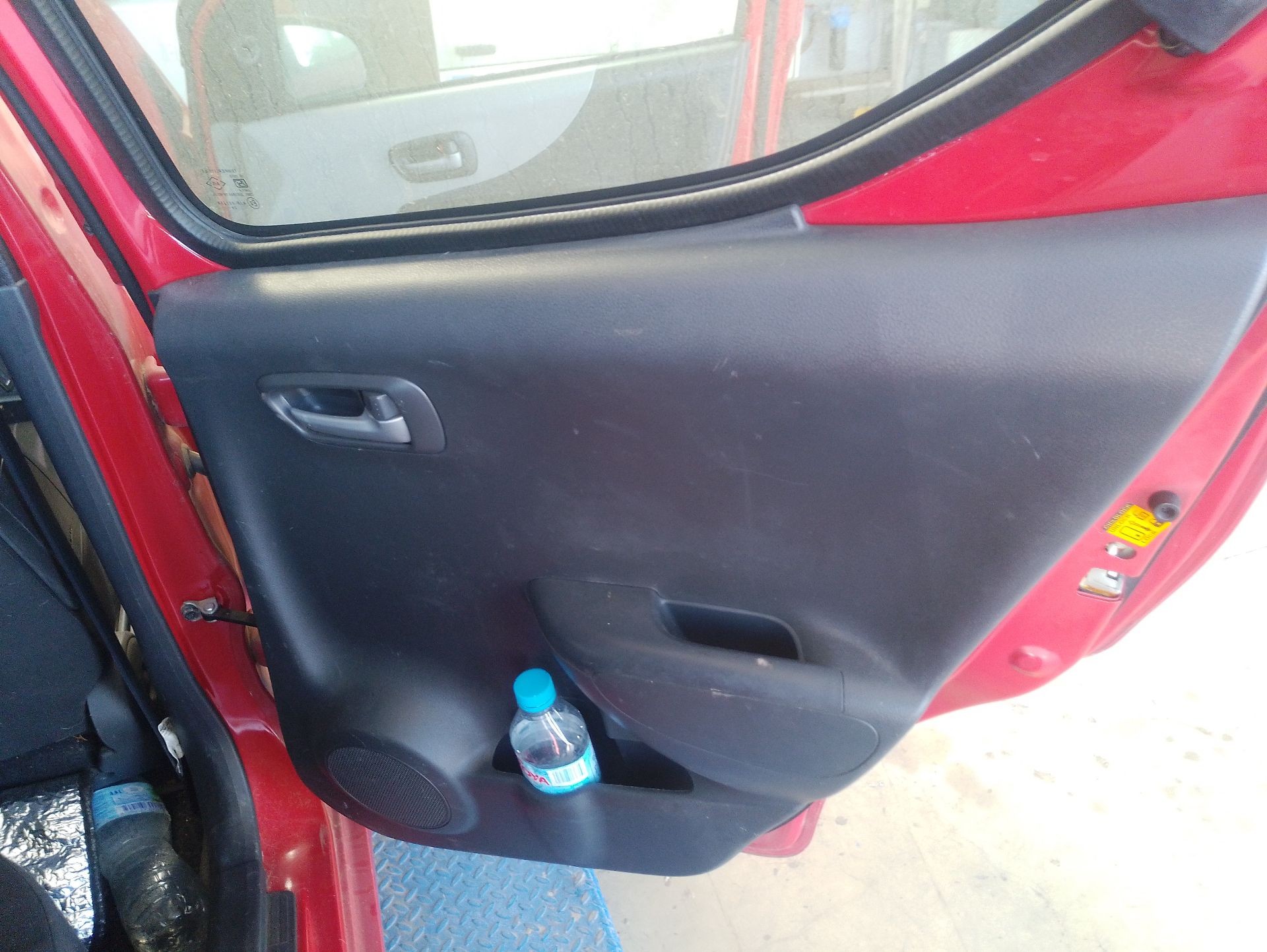Recambio de guarnecido puerta trasera derecha para nissan pixo (ua0) 1.0 referencia OEM IAM   