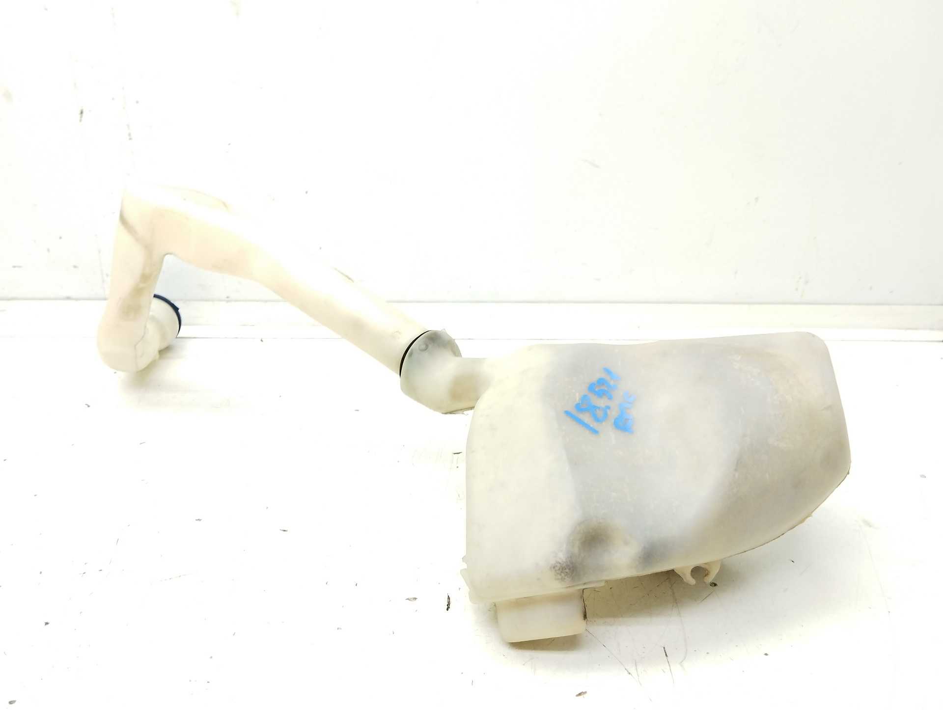 Recambio de deposito limpia para citroën c3 tonic referencia OEM IAM 9683988680  