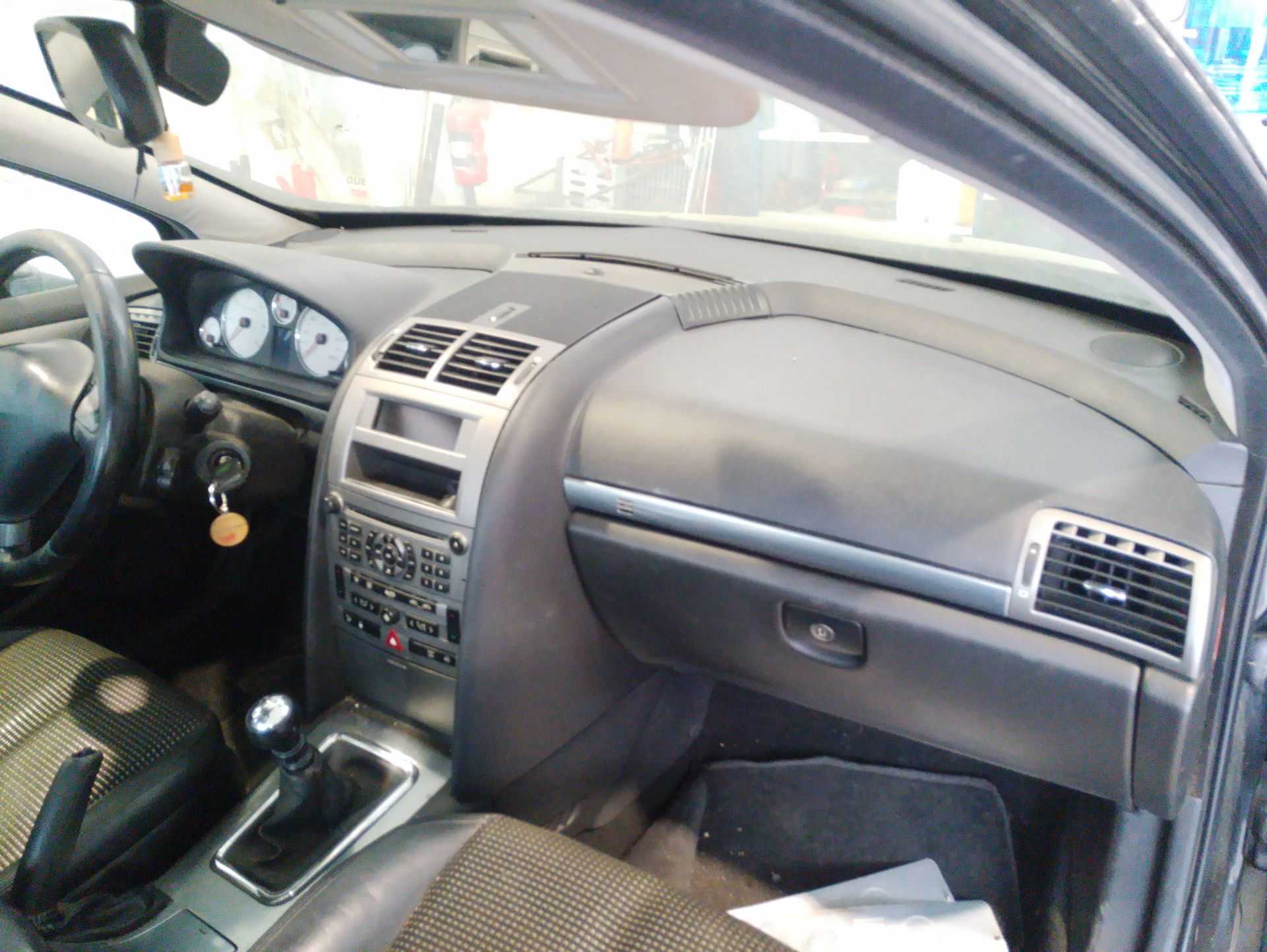 Recambio de salpicadero para peugeot 407 (6d_) 2.0 hdi 135 (6drhrh, 6drhre, 6drhrg, 6drhrj) referencia OEM IAM 8211HW  