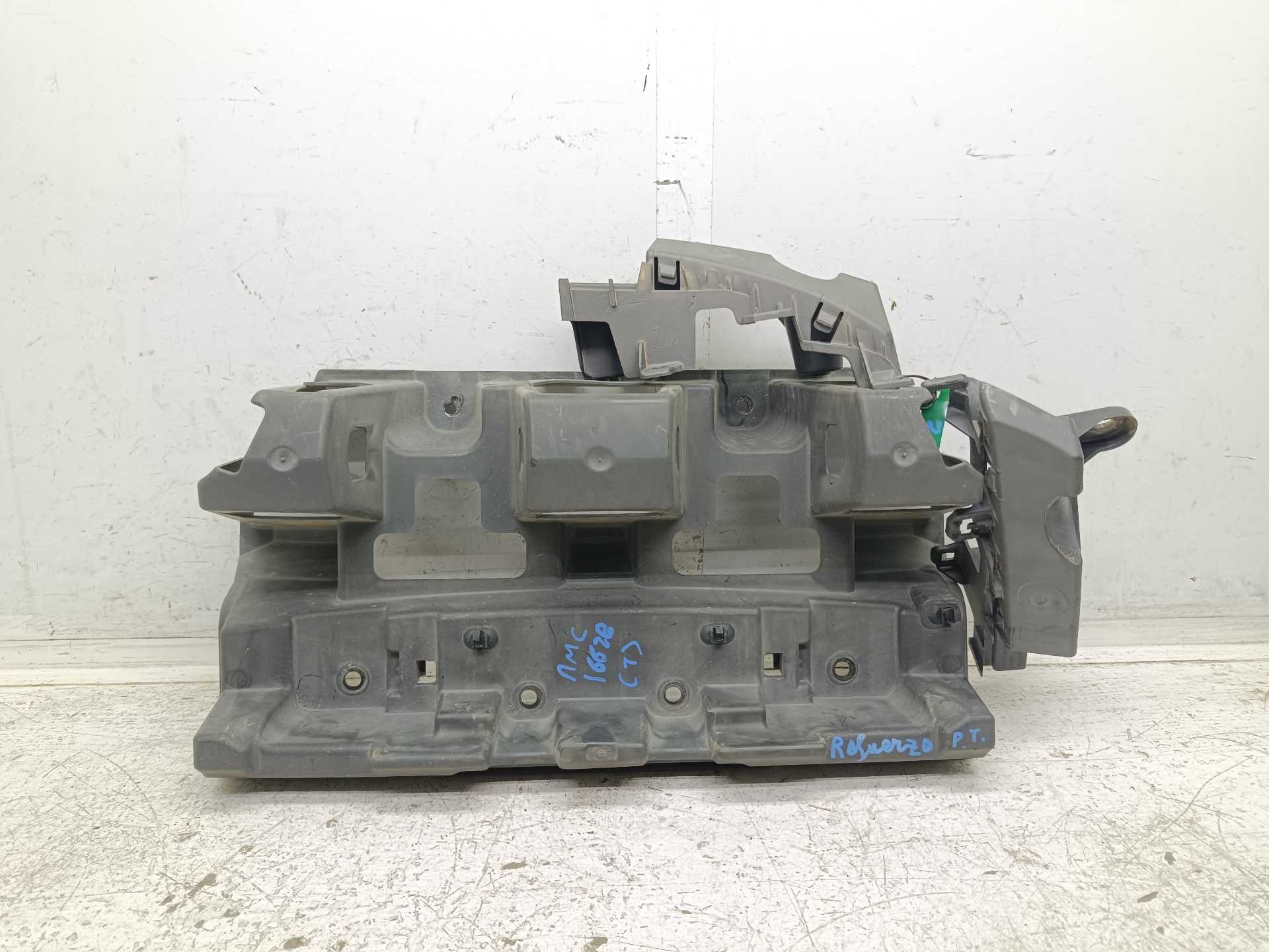Recambio de refuerzo paragolpes trasero para citroën c-elysée 1.2 cat (hmy / eb2m) referencia OEM IAM 9676785980  