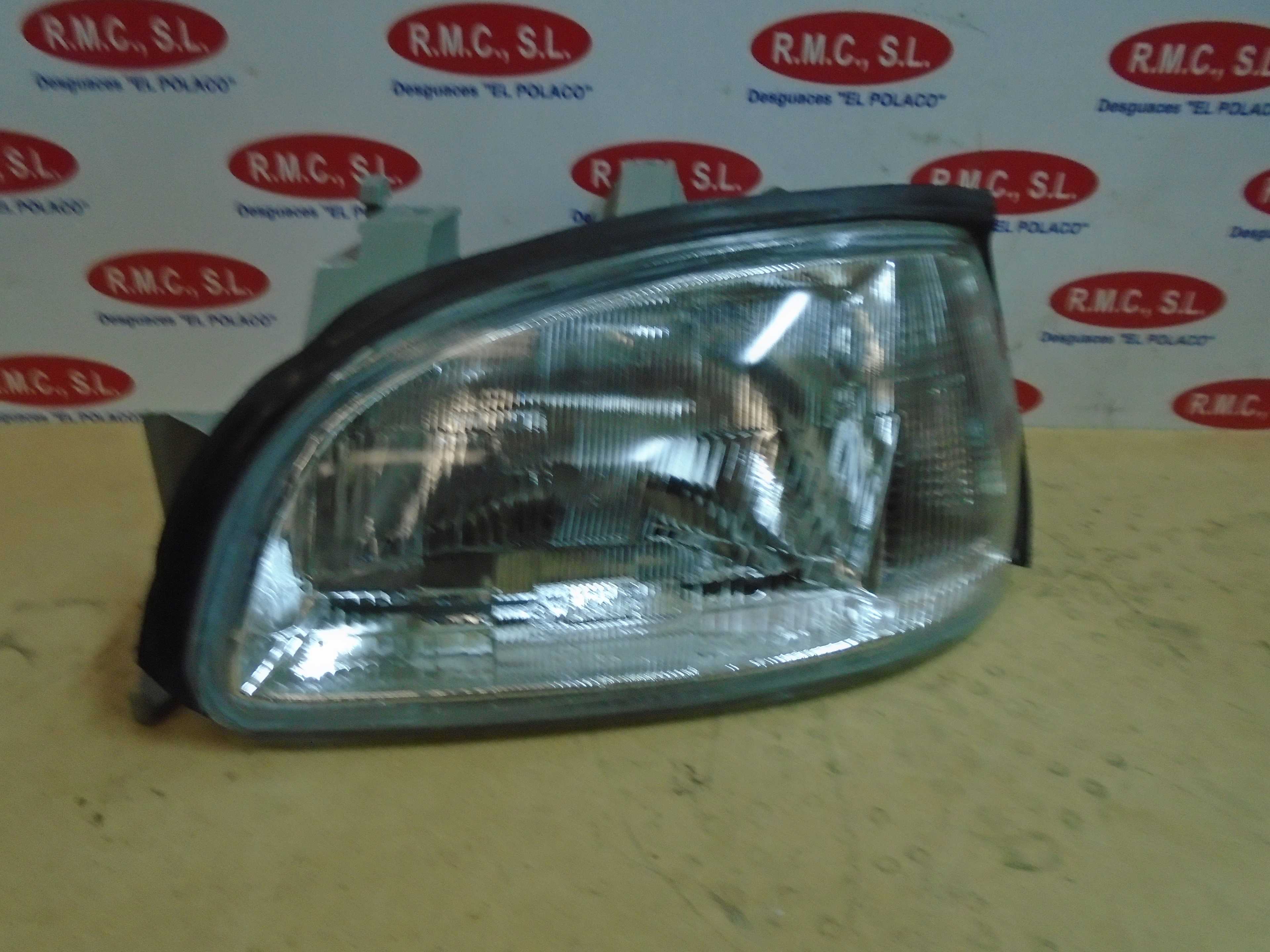 Recambio de faro izquierdo para renault clio i fase i+ii (b/c57) 1.2 referencia OEM IAM   