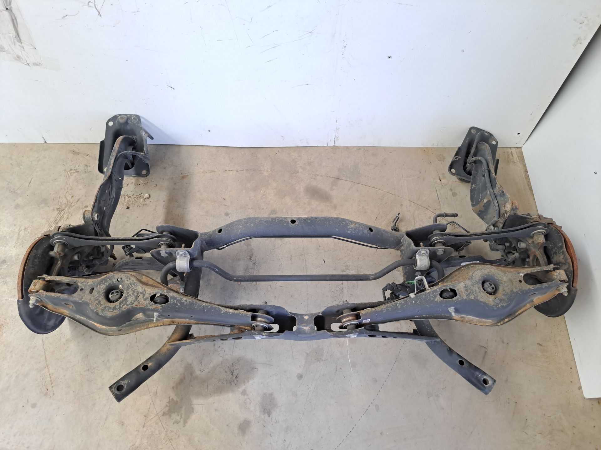 Recambio de puente trasero para volkswagen golf vii lim. (5g1) advance bluemotion referencia OEM IAM 5q0500042ks  