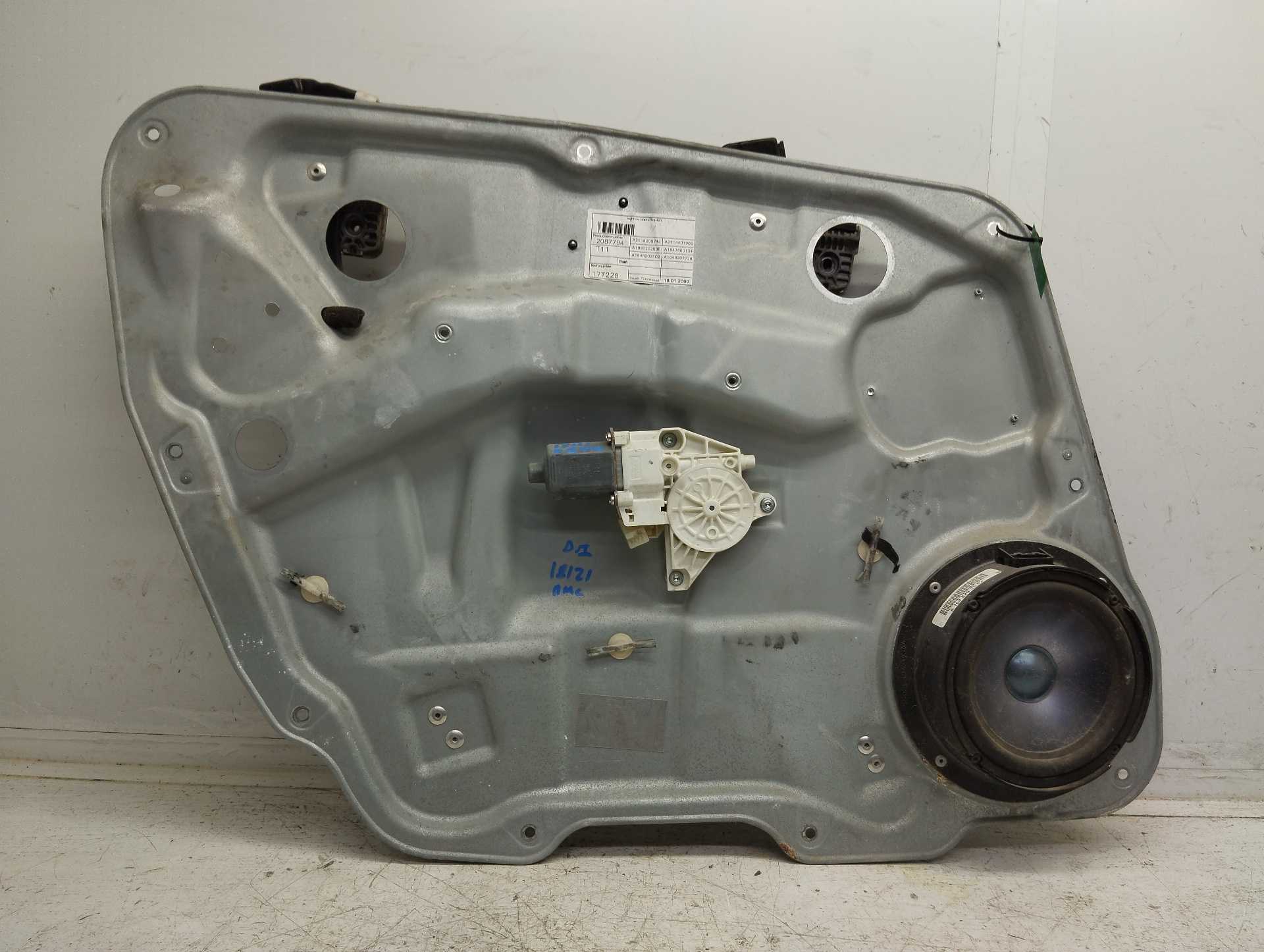 Recambio de elevalunas delantero izquierdo para mercedes-benz clase m (w164) 3.0 cdi cat referencia OEM IAM 1697202535  