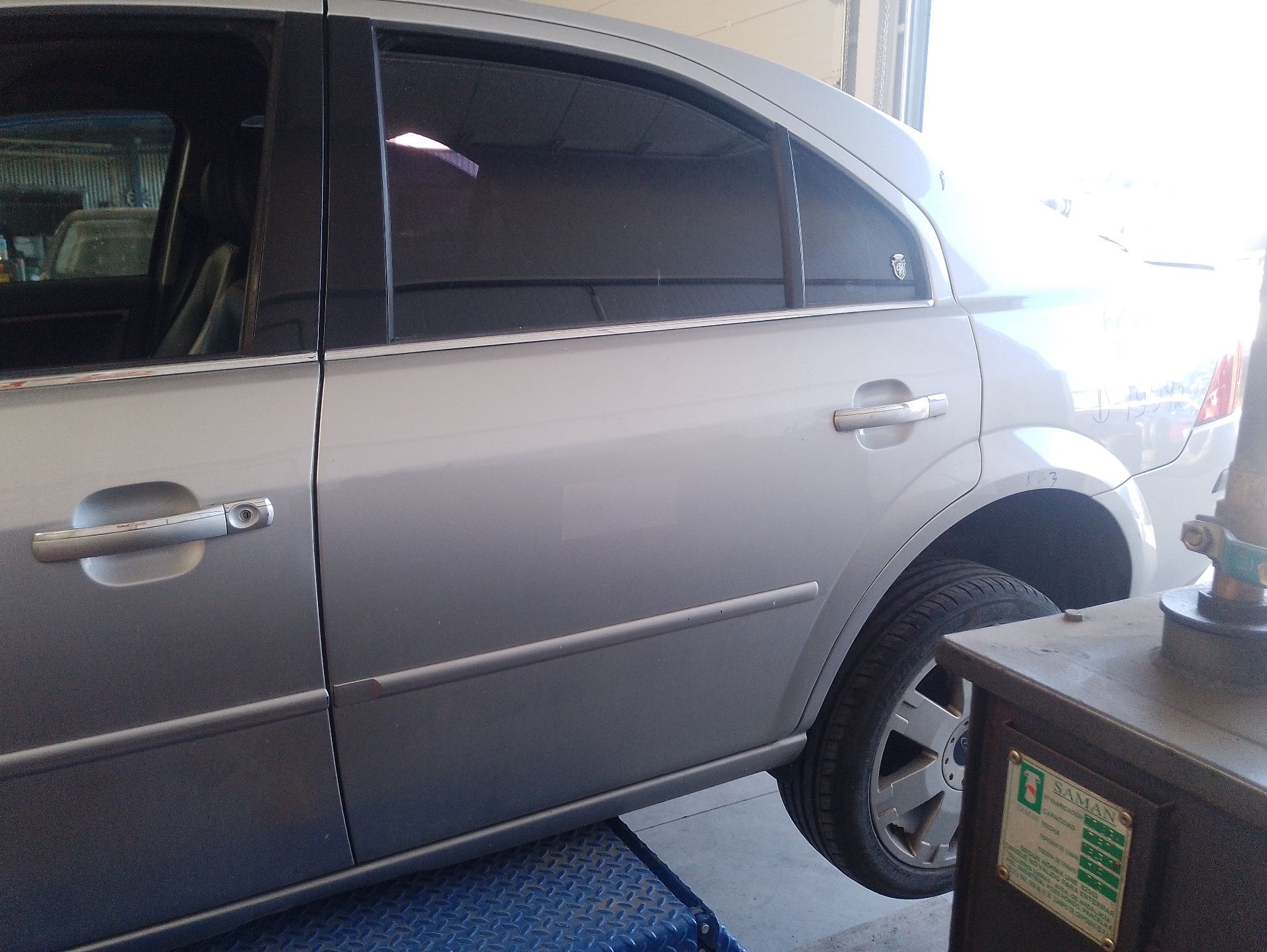Recambio de puerta trasera izquierda para ford mondeo iii (b5y) 2.0 tdci referencia OEM IAM   