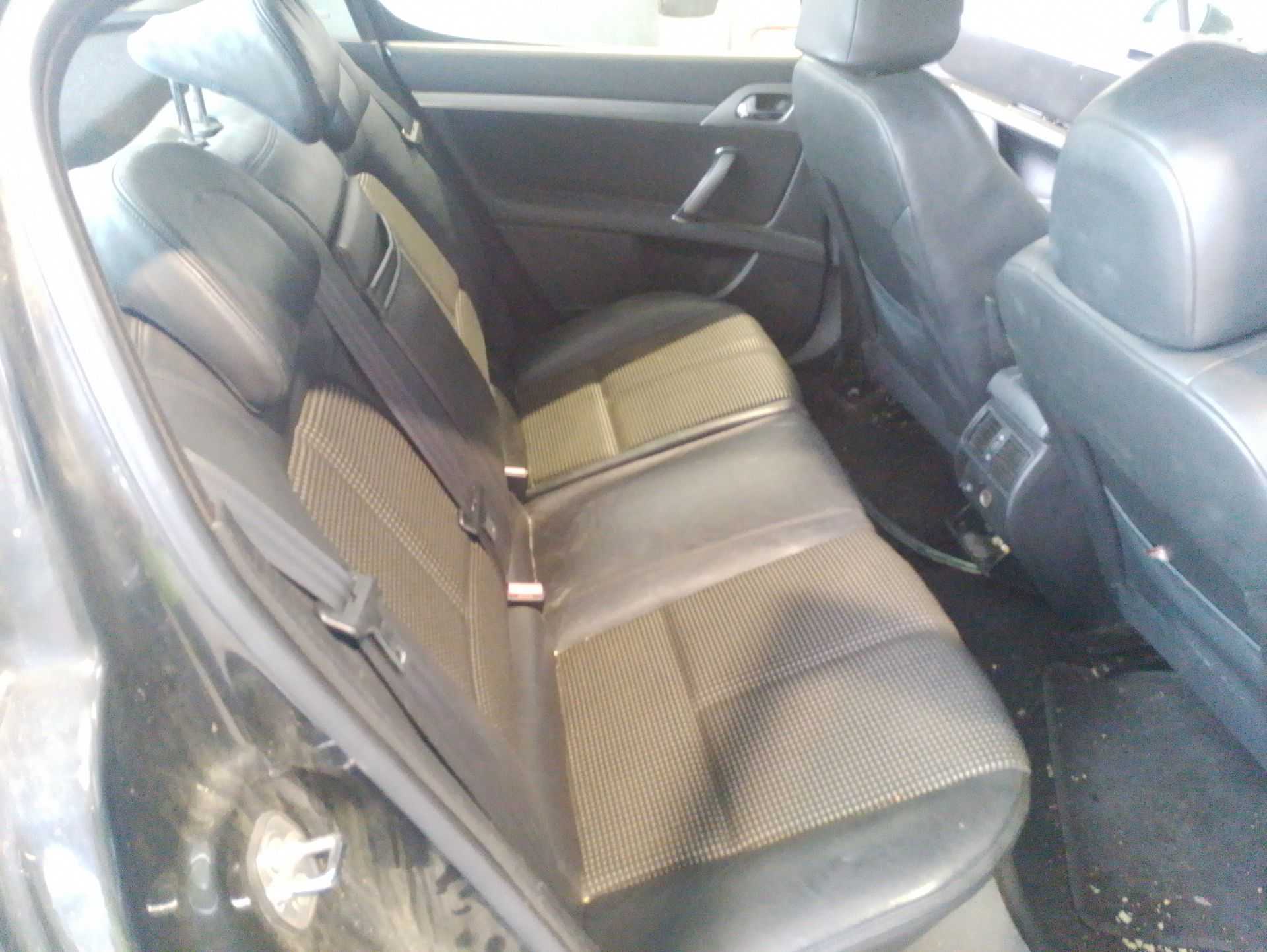 Recambio de asientos traseros para peugeot 407 (6d_) 2.0 hdi 135 (6drhrh, 6drhre, 6drhrg, 6drhrj) referencia OEM IAM   