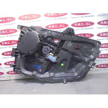 ELEVALUNAS DELANTERO DERECHO 2S61A045H16 