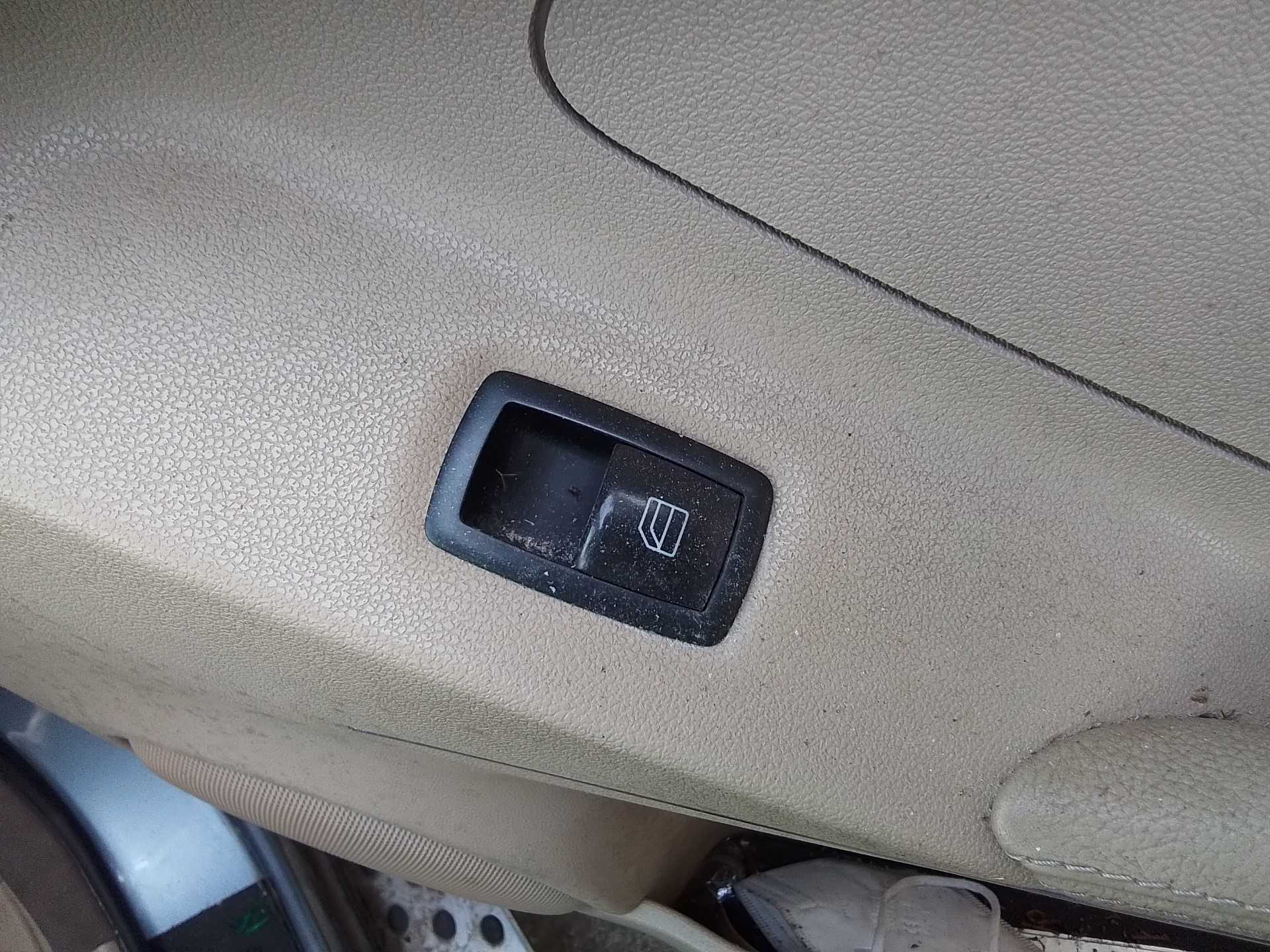 Recambio de mando elevalunas delantero derecho para mercedes-benz clase m (w164) 3.0 cdi cat referencia OEM IAM   