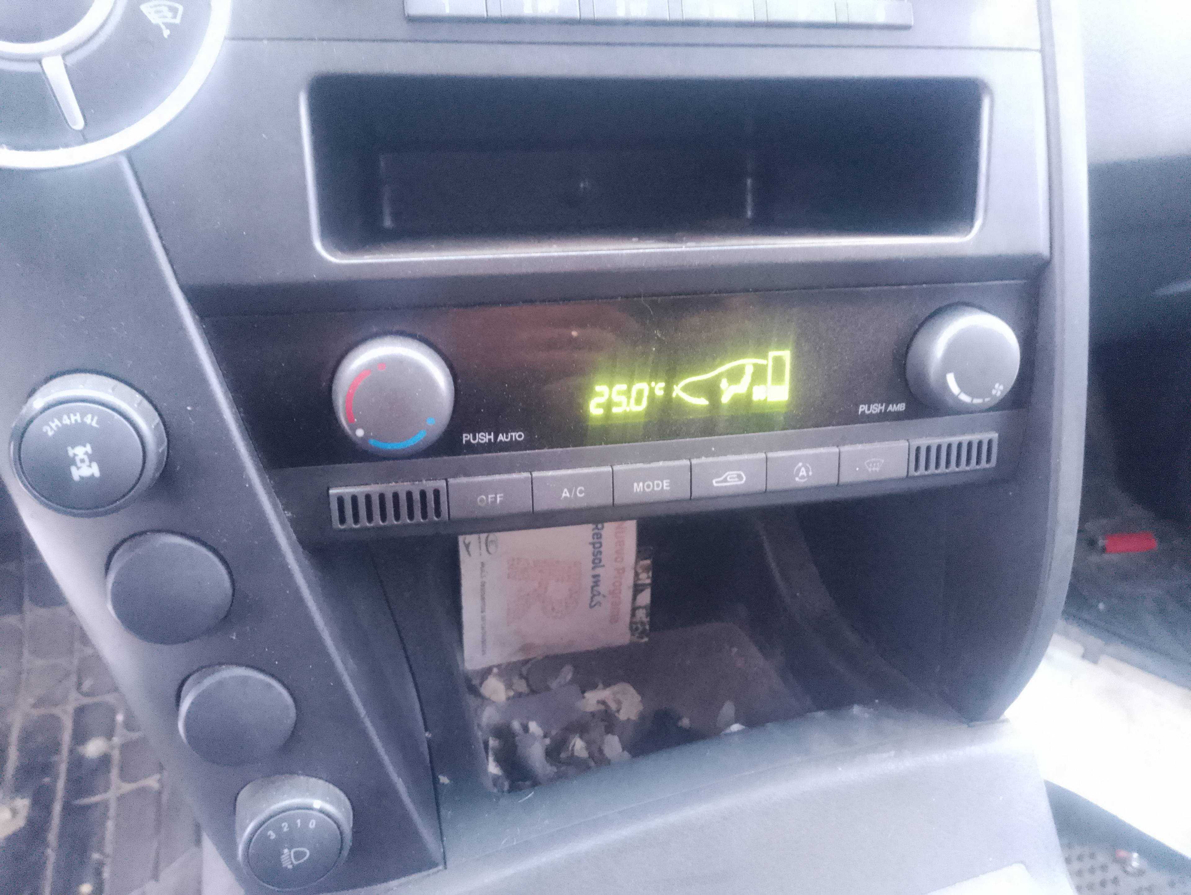 Recambio de mando climatizador para ssangyong kyron 200 xdi limited referencia OEM IAM   