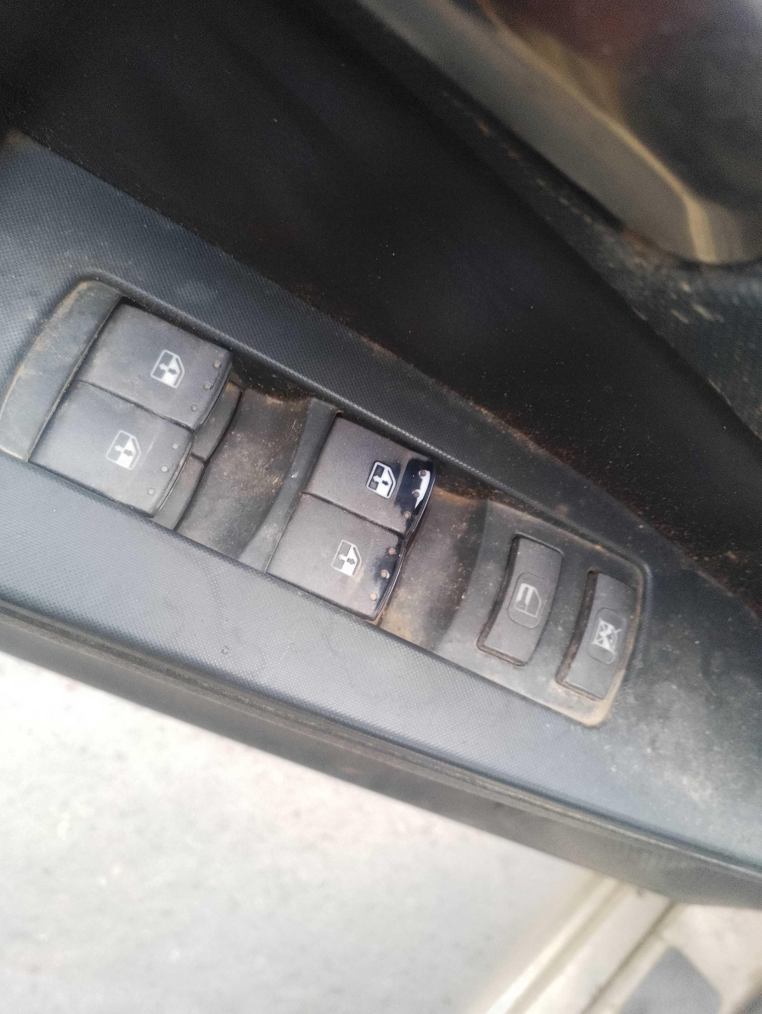Recambio de mando elevalunas delantero izquierdo para ssangyong kyron 200 xdi limited referencia OEM IAM   