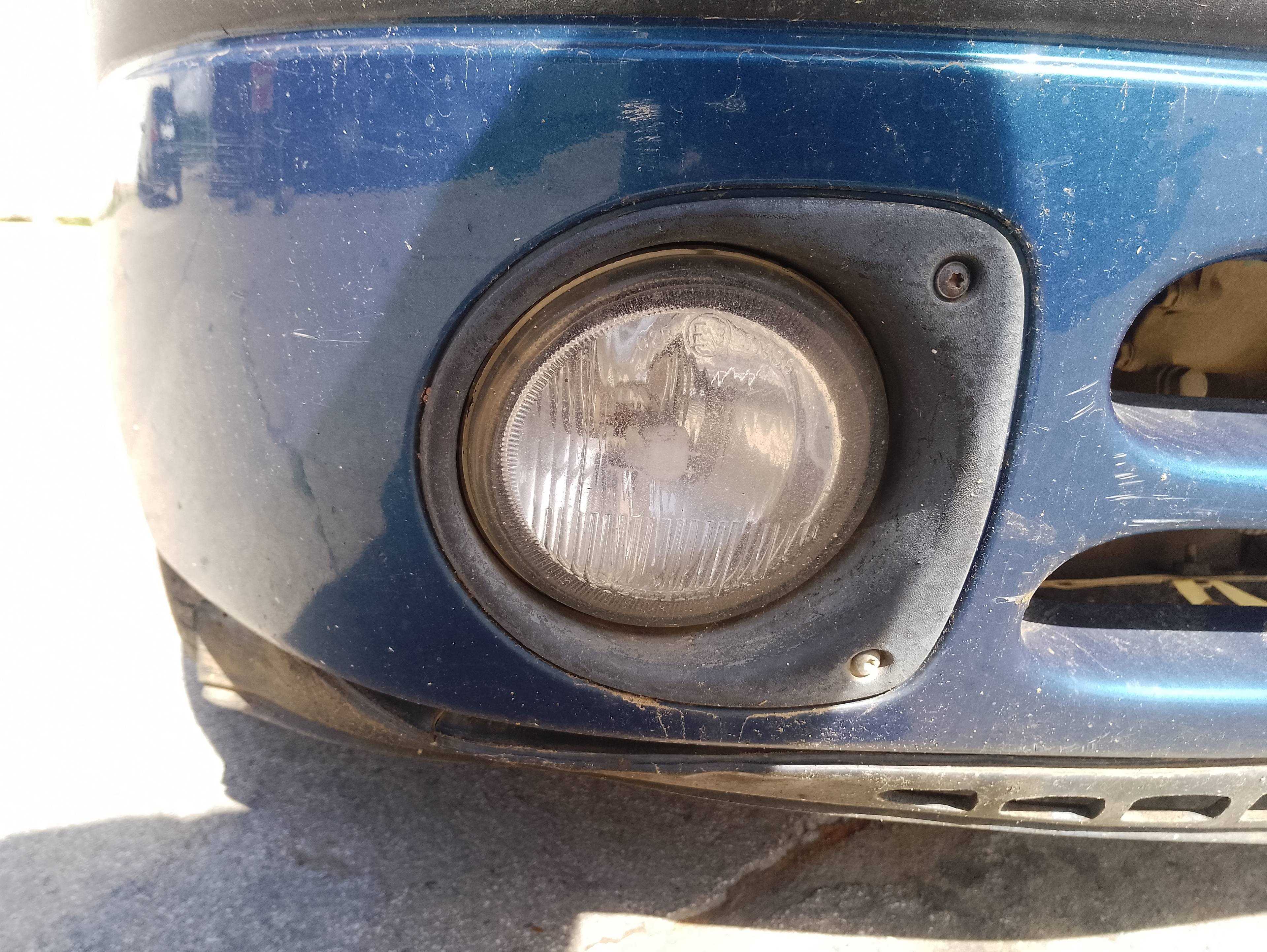 Recambio de faro antiniebla derecho para renault clio ii fase i (b/cbo) 1.9 d mtv referencia OEM IAM   