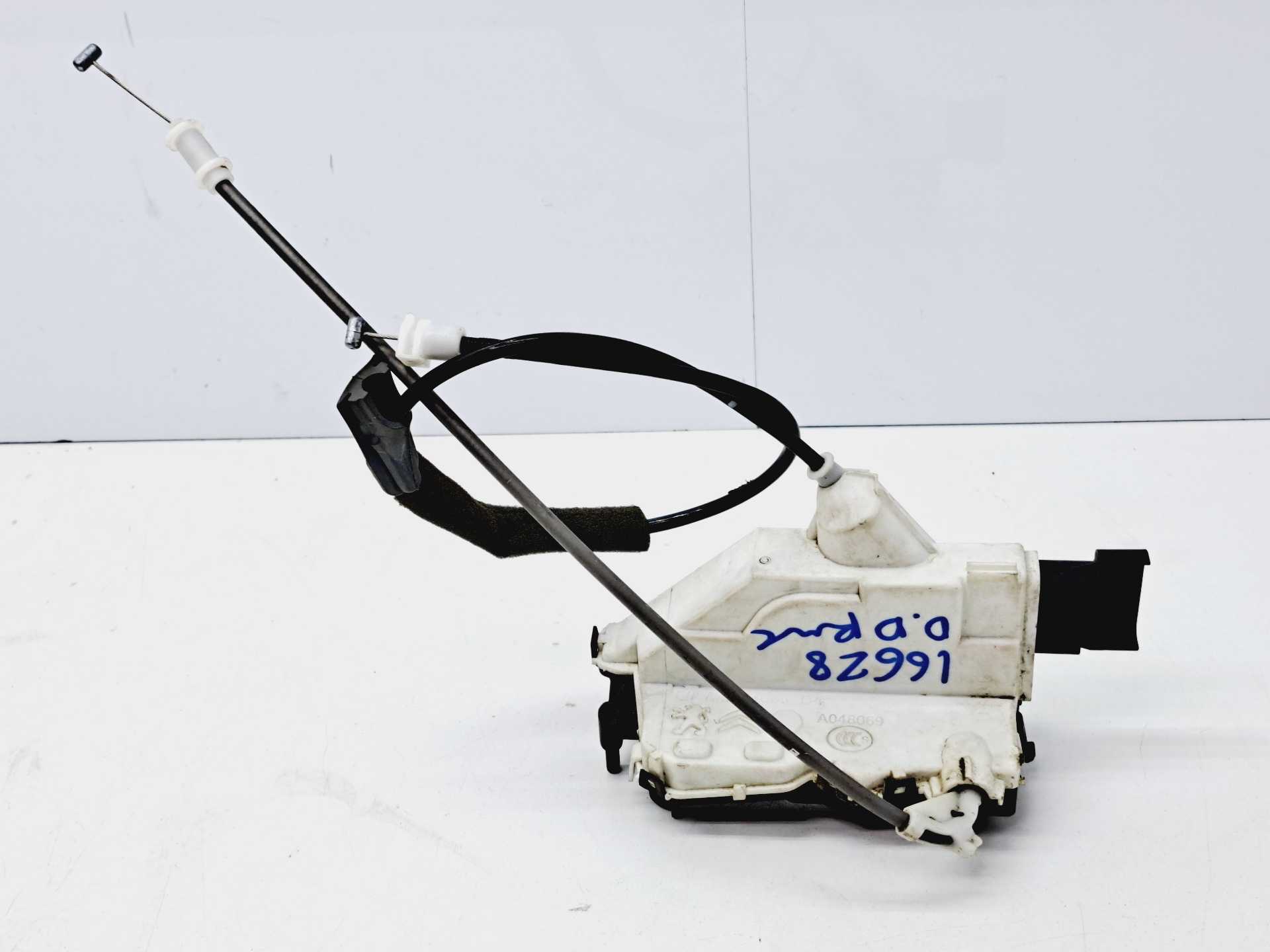 Recambio de cerradura puerta delantera derecha para citroën c-elysée 1.2 cat (hmy / eb2m) referencia OEM IAM 767857  