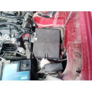 CAJA RELES / FUSIBLES 