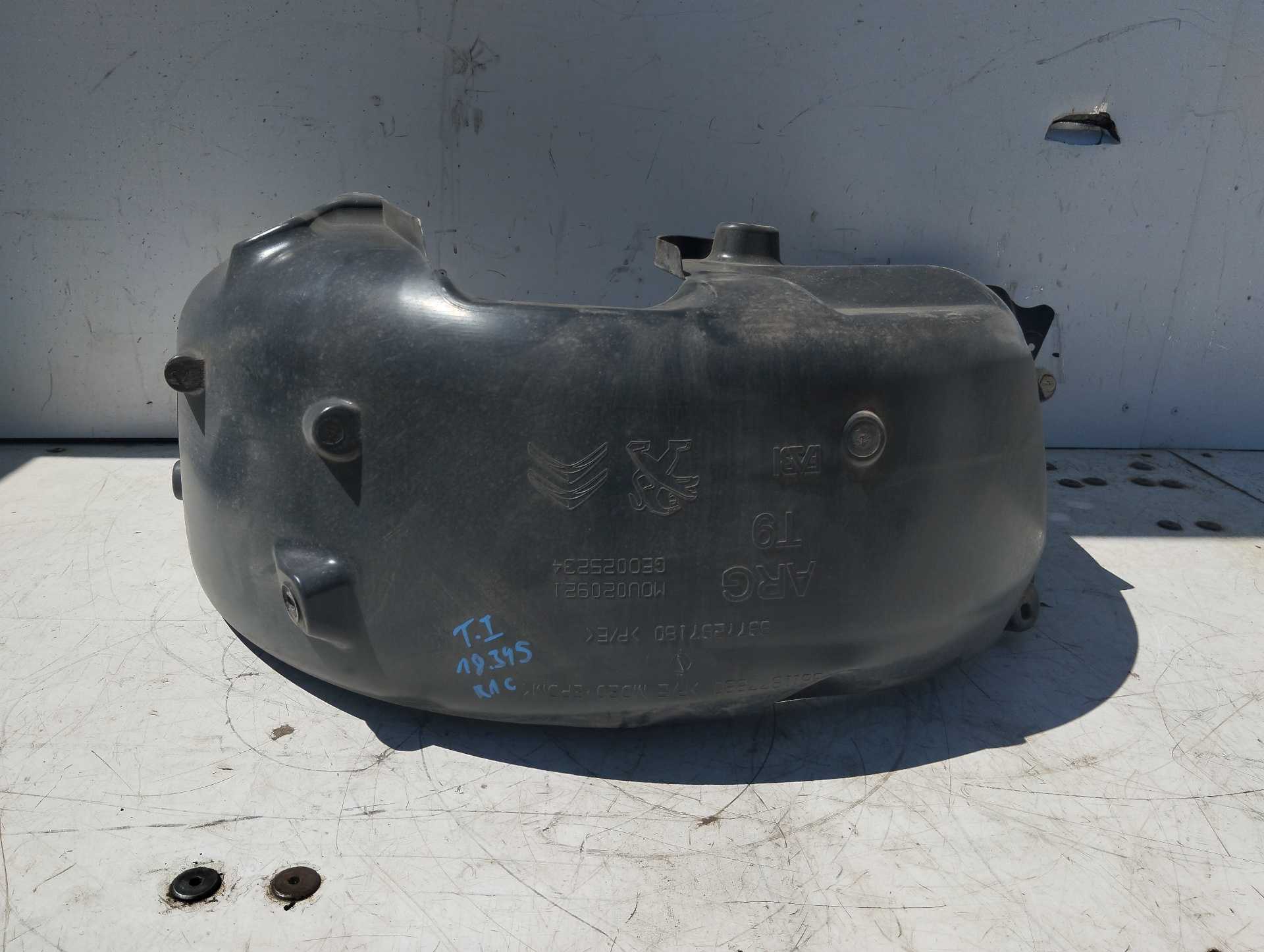 Recambio de paso rueda trasero izquierdo para peugeot 308 active referencia OEM IAM 9811877880  
