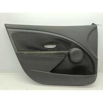 GUARNECIDO PUERTA DELANTERA IZQUIERDA 809016544R 