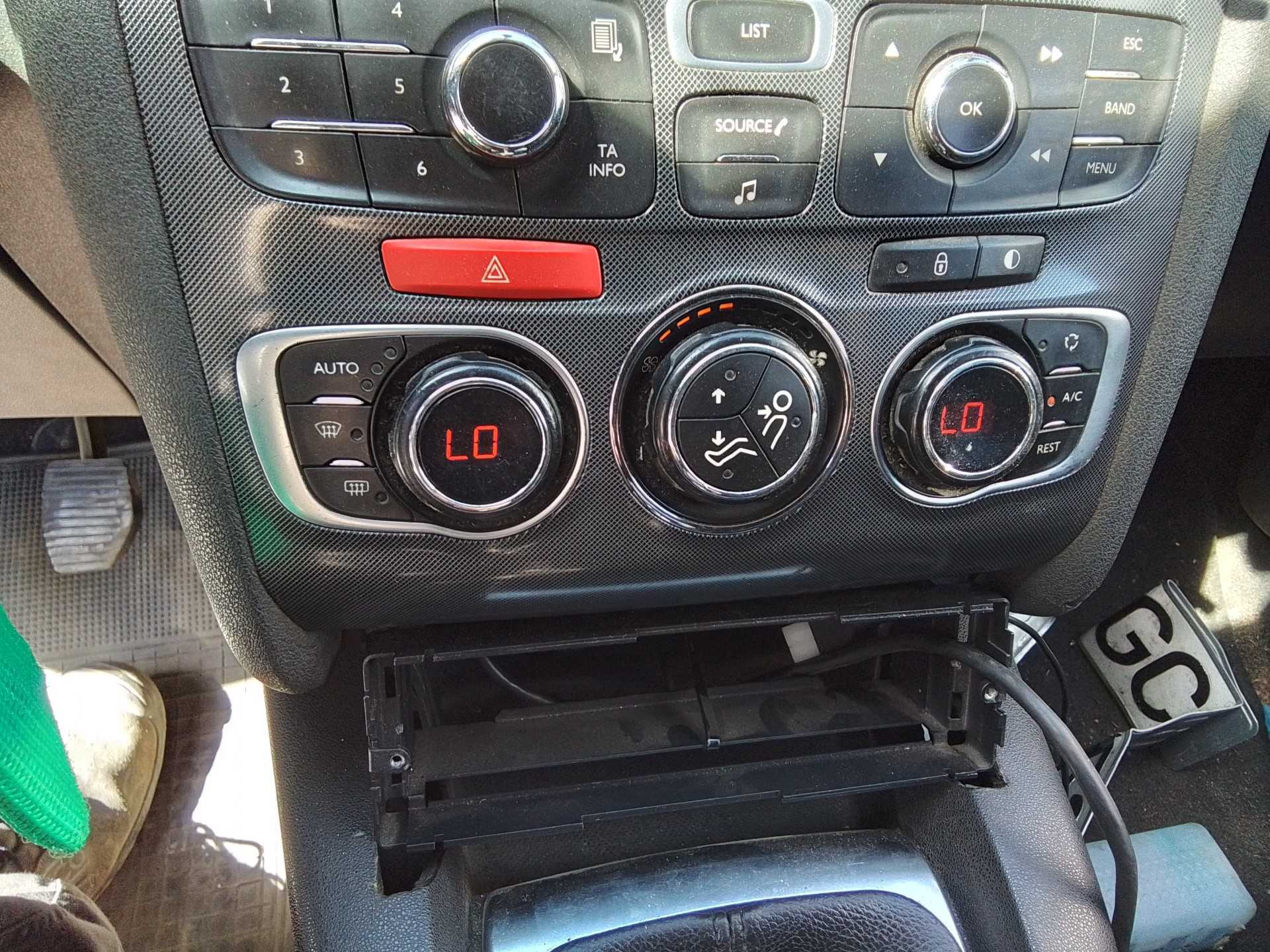 Recambio de mando climatizador para citroën c4 berlina referencia OEM IAM   