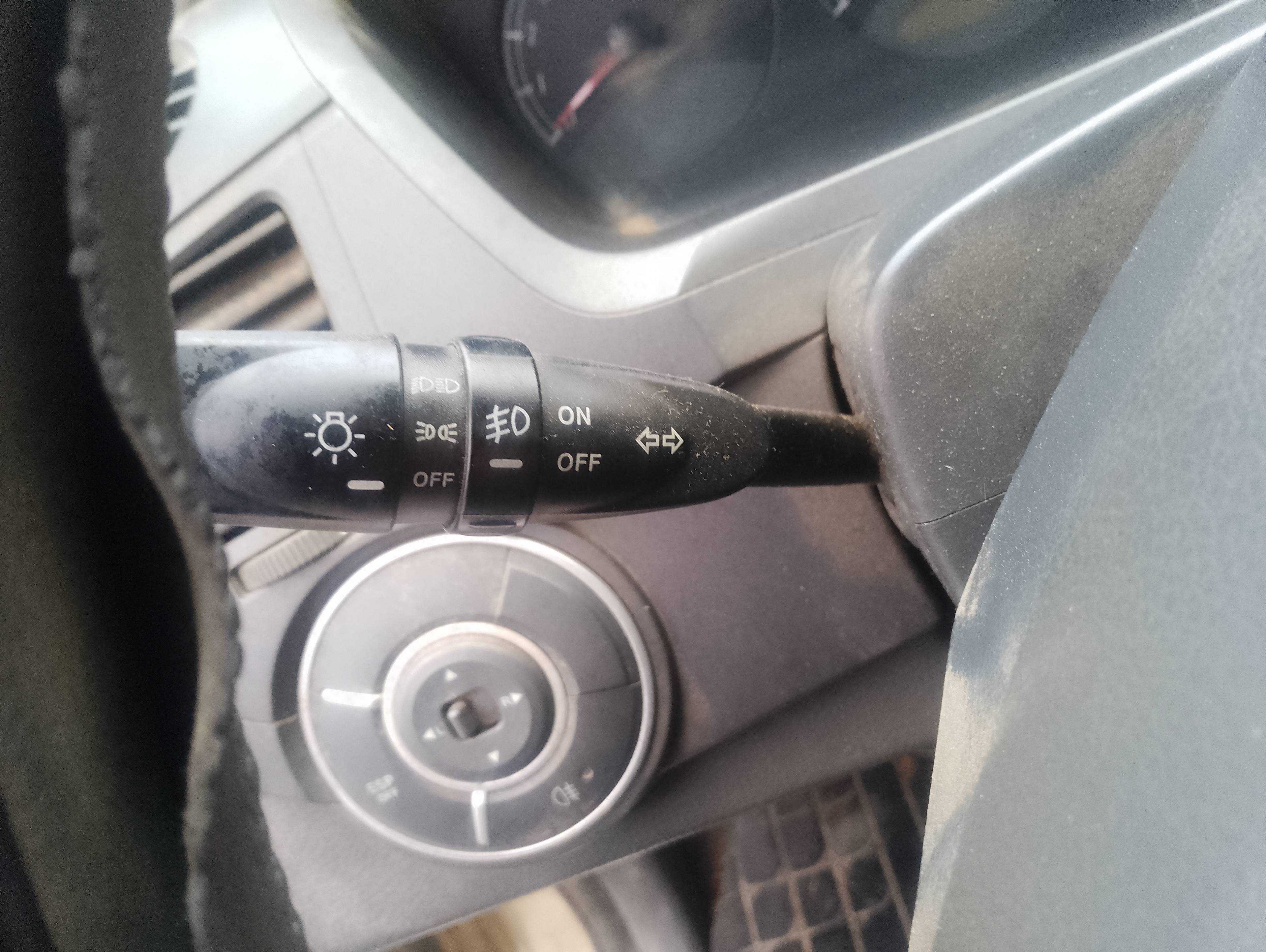 Recambio de mando luces para ssangyong kyron 200 xdi limited referencia OEM IAM   