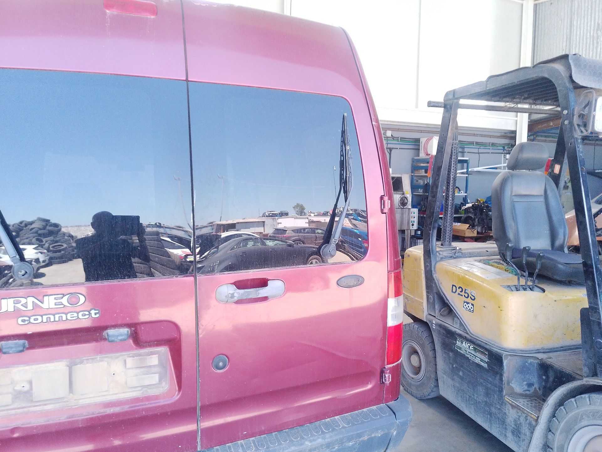 Recambio de porton trasero derecho para ford transit connect (p65_, p70_, p80_) 1.8 tdci referencia OEM IAM   