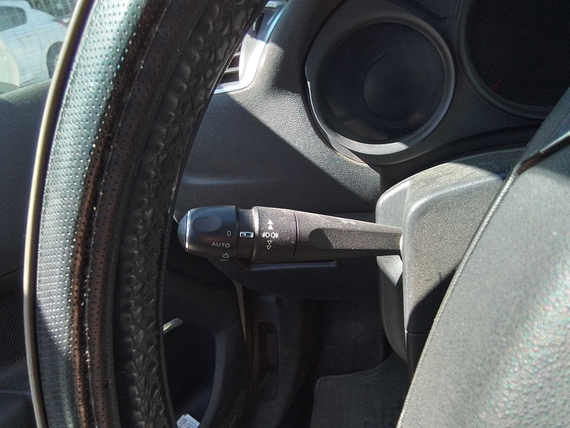 Recambio de mando luces/intermitencia (com2000) para citroën c4 berlina referencia OEM IAM   