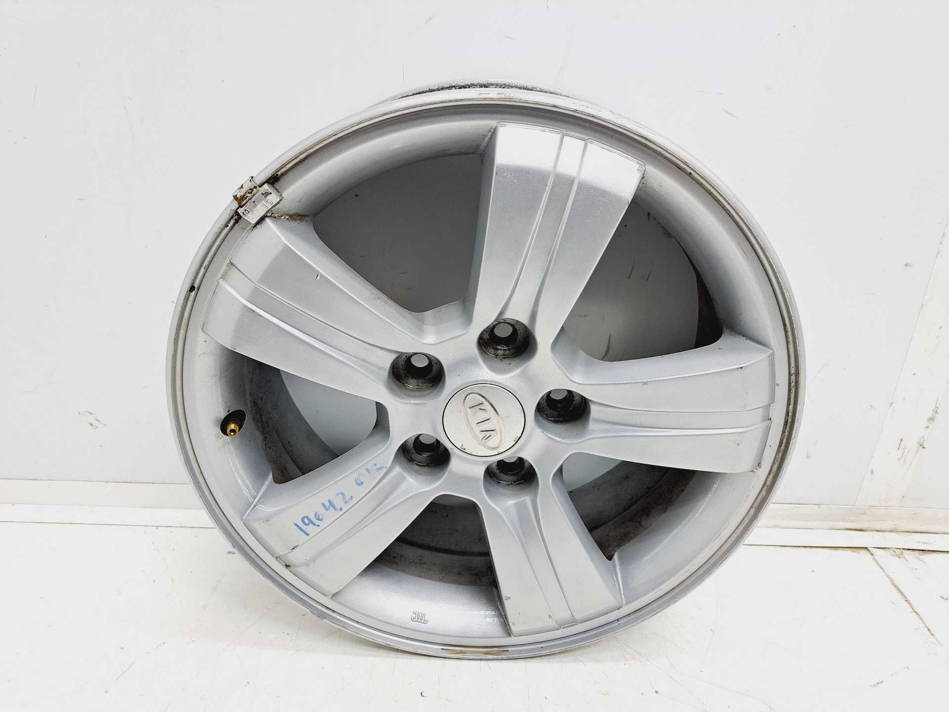 Recambio de llanta para kia sportage concept referencia OEM IAM 529101F350 R16 
