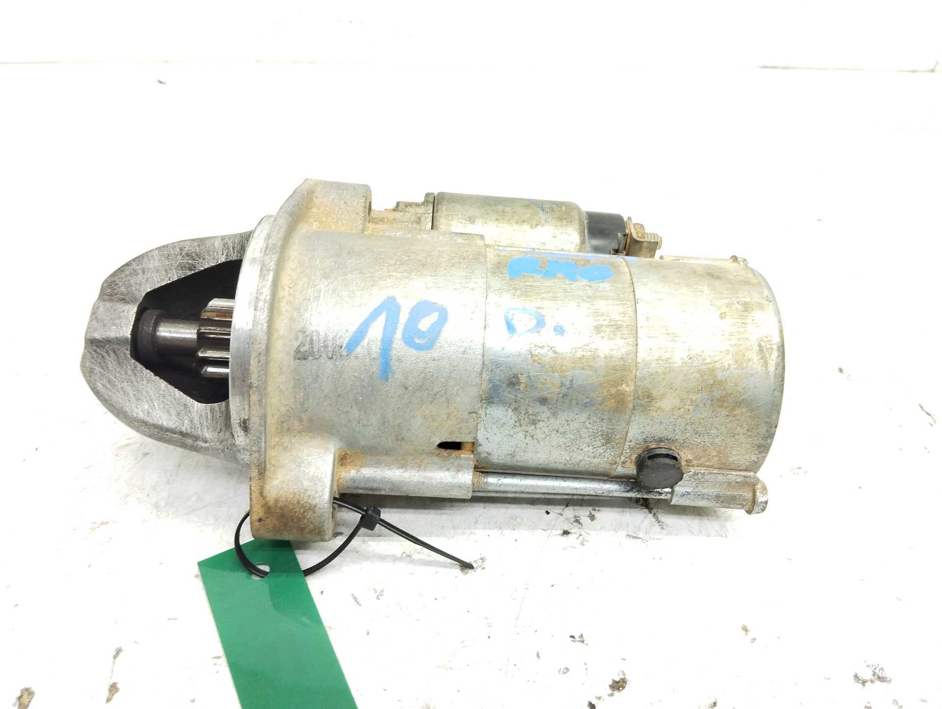 Recambio de motores de arranque para ssangyong kyron 200 xdi limited referencia OEM IAM 6611514101  