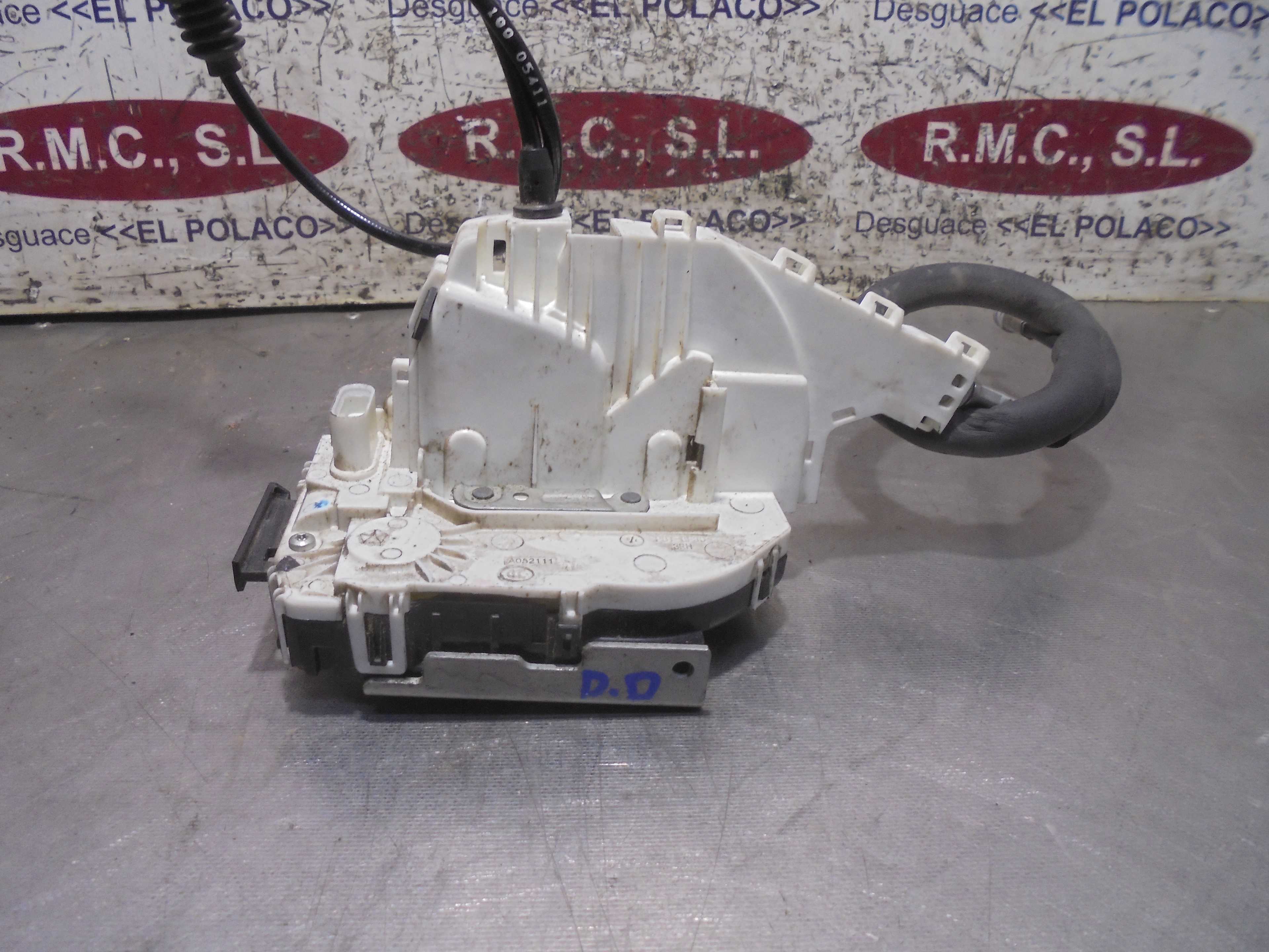 Recambio de cerradura puerta delantera derecha para fiat freemont (345) basis referencia OEM IAM   