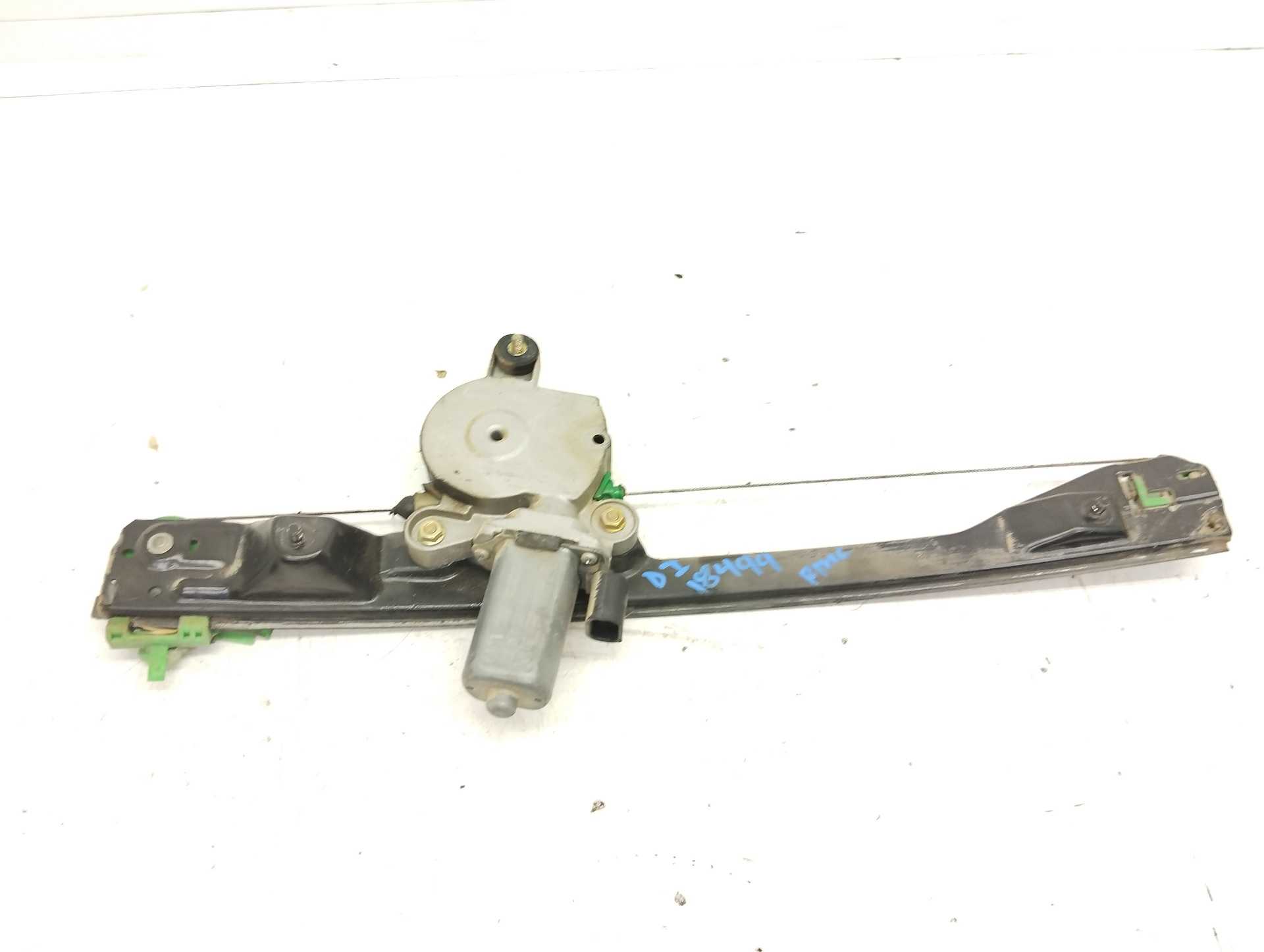 Recambio de elevalunas delantero izquierdo para fiat punto berlina (188) 1.2 8v referencia OEM IAM 16536312  
