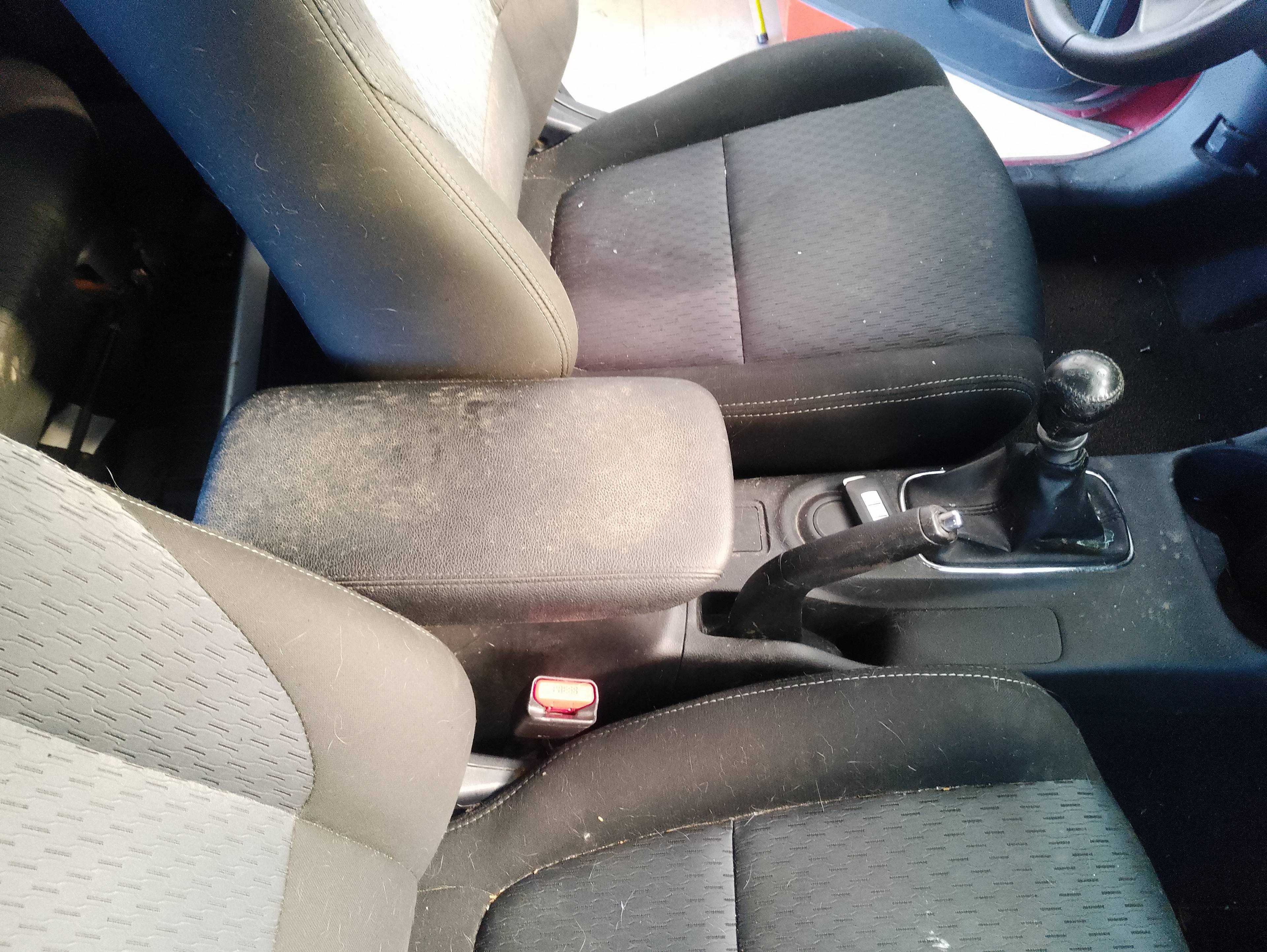 Recambio de apoyabrazos central para mitsubishi outlander (gf0) 2.2 di-d cat referencia OEM IAM   