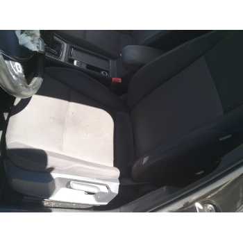 ASIENTO DELANTERO IZQUIERDO 