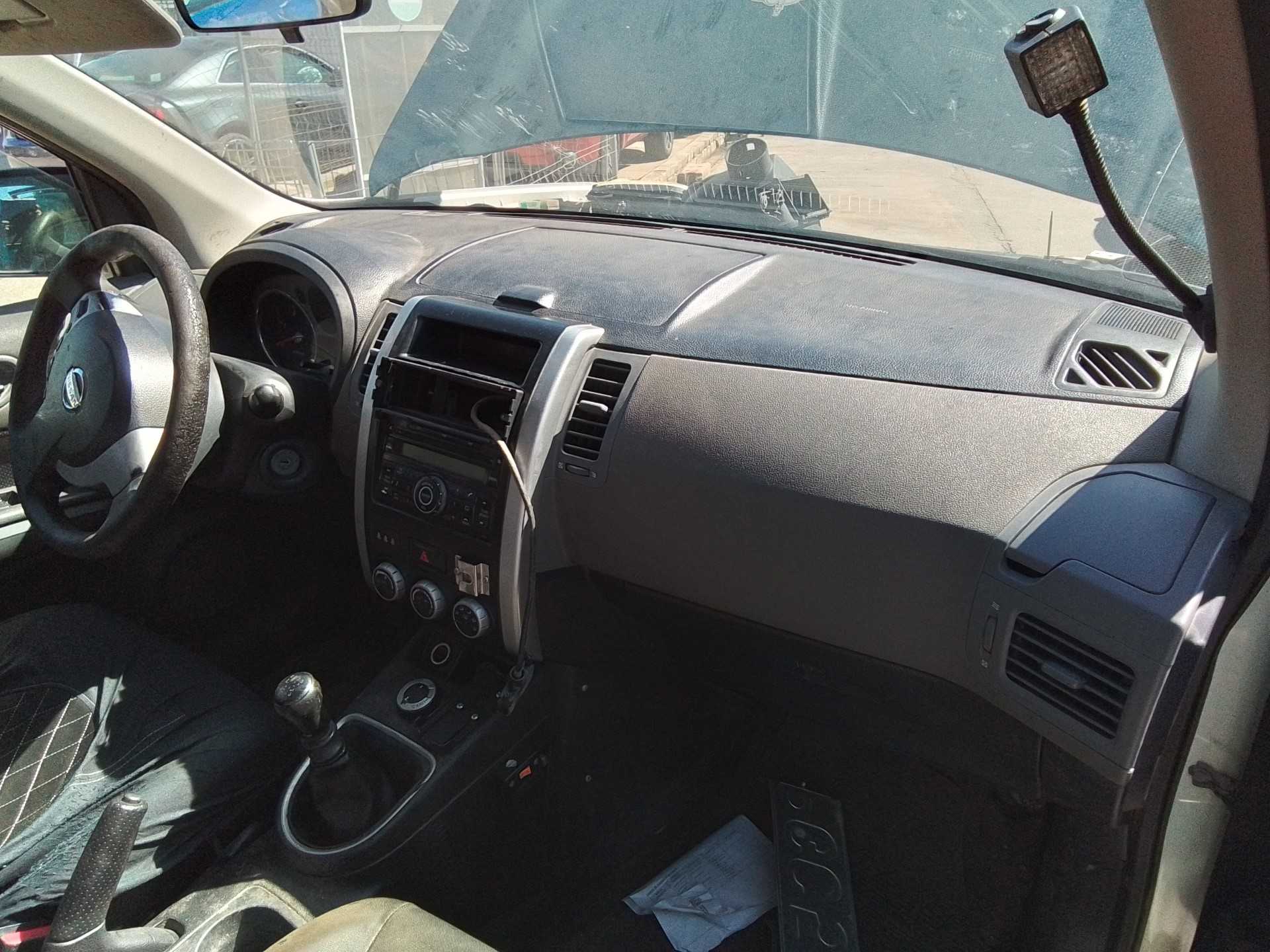 Recambio de salpicadero para nissan x-trail (t30) referencia OEM IAM   