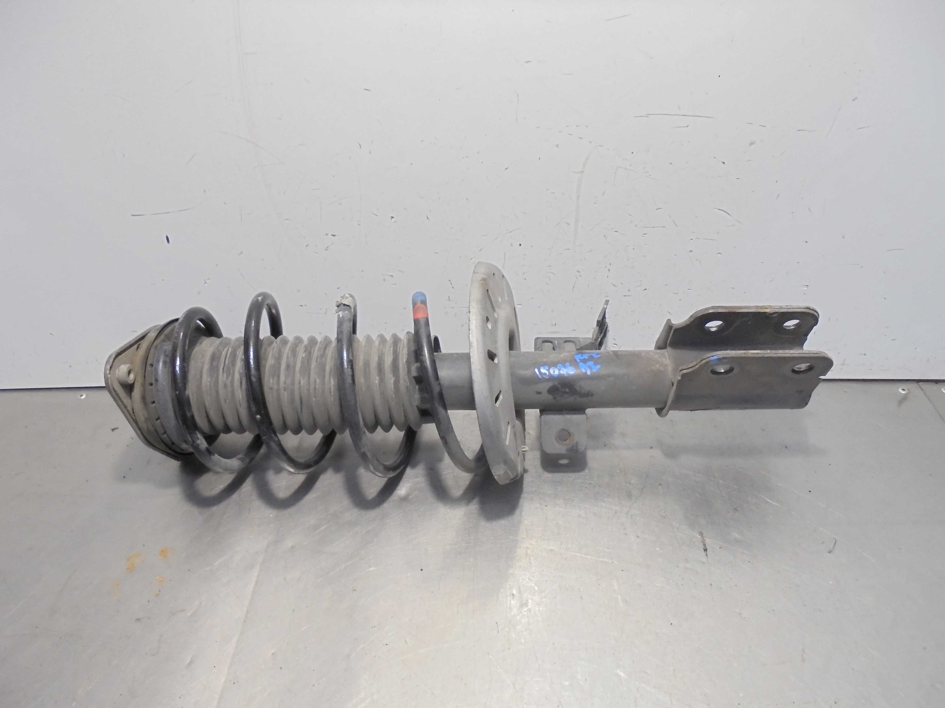 Recambio de amortiguador delantero izquierdo para peugeot 308 sw access referencia OEM IAM 9810564780  
