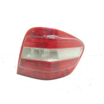 PILOTO TRASERO DERECHO 404122R 