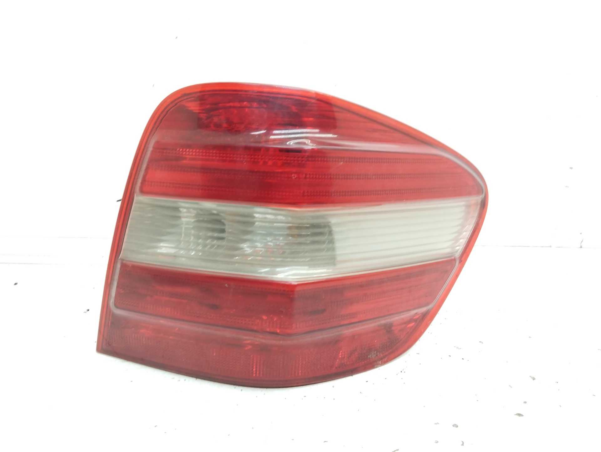 Recambio de piloto trasero derecho para mercedes-benz clase m (w164) 3.0 cdi cat referencia OEM IAM 404122R  