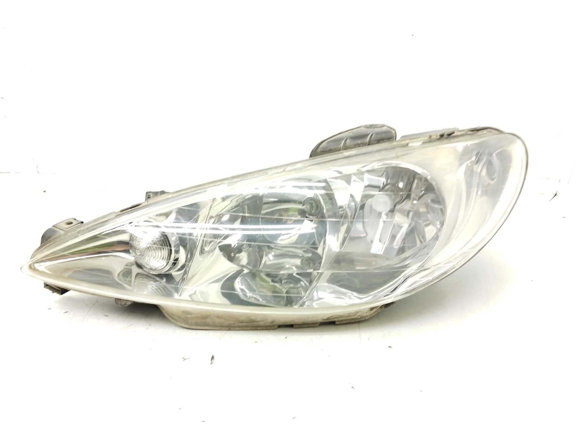 Recambio de faro izquierdo para peugeot 206 berlina x-line referencia OEM IAM 9628666880 89001771 