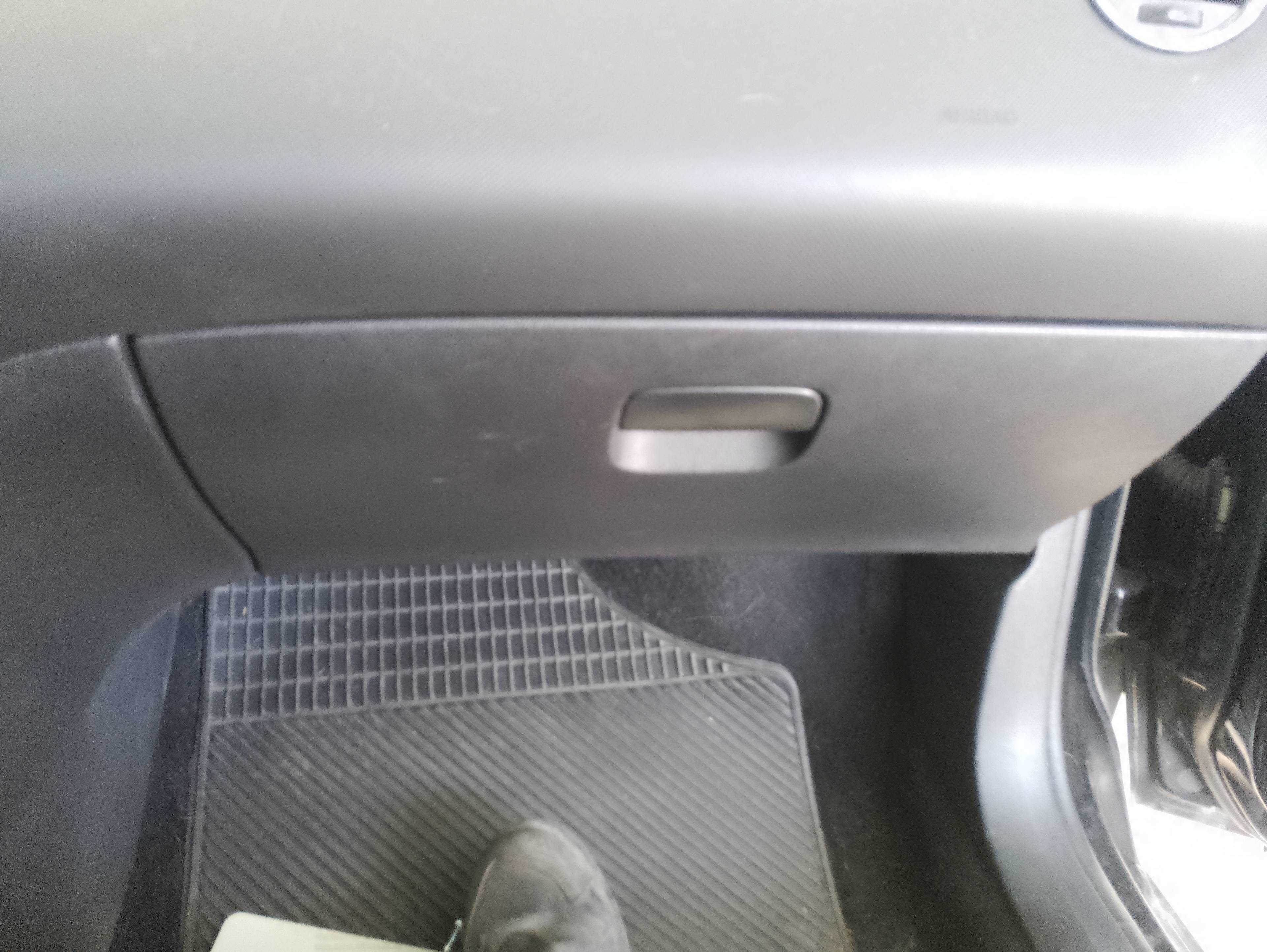 Recambio de guantera para peugeot 308 sw sportium referencia OEM IAM   